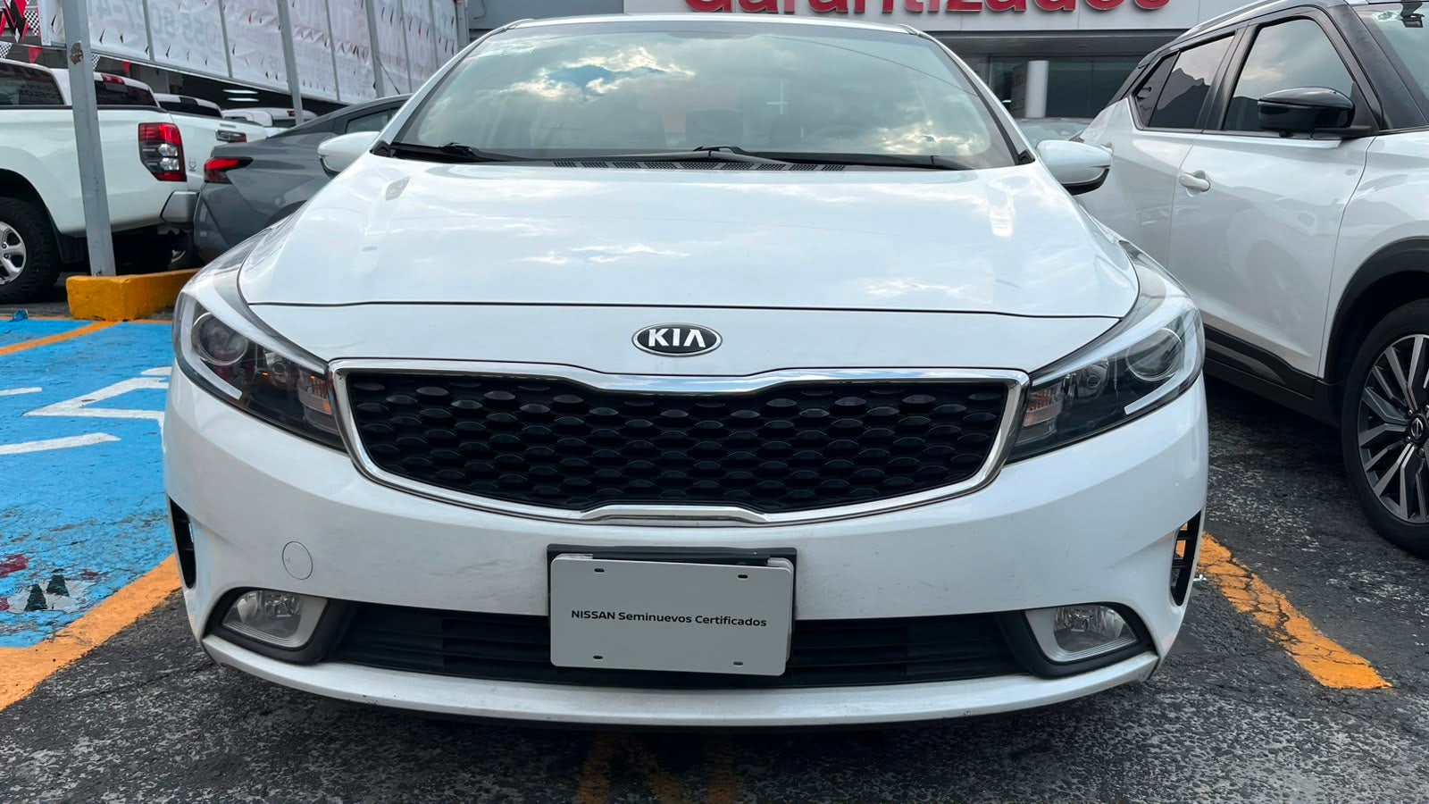 2018 Kia FORTE 4 PTS LX TA AAC BL F NIEBLA R-16
