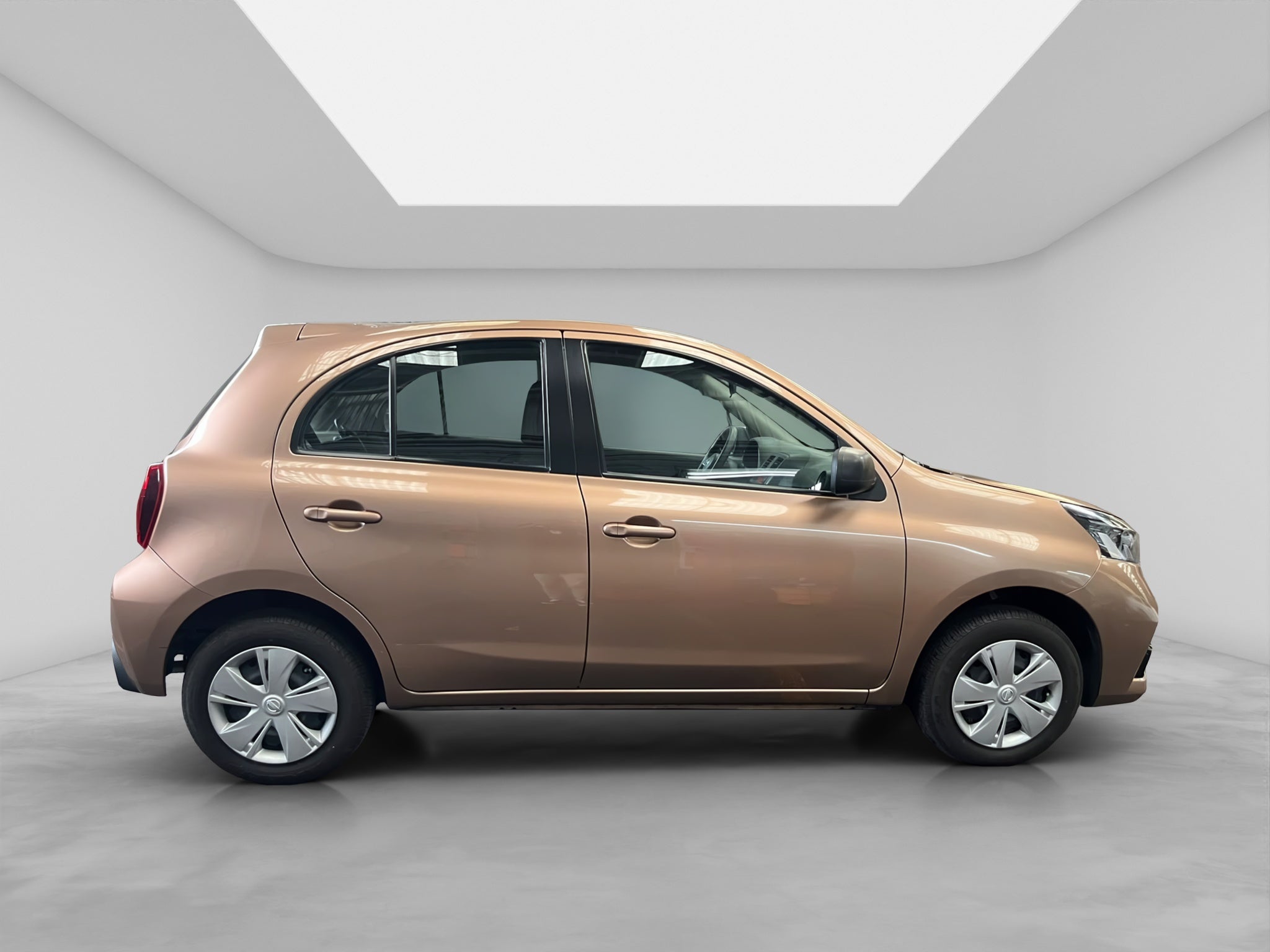 2022 Nissan MARCH 5 PTS HB SENSE TA AAC R-14