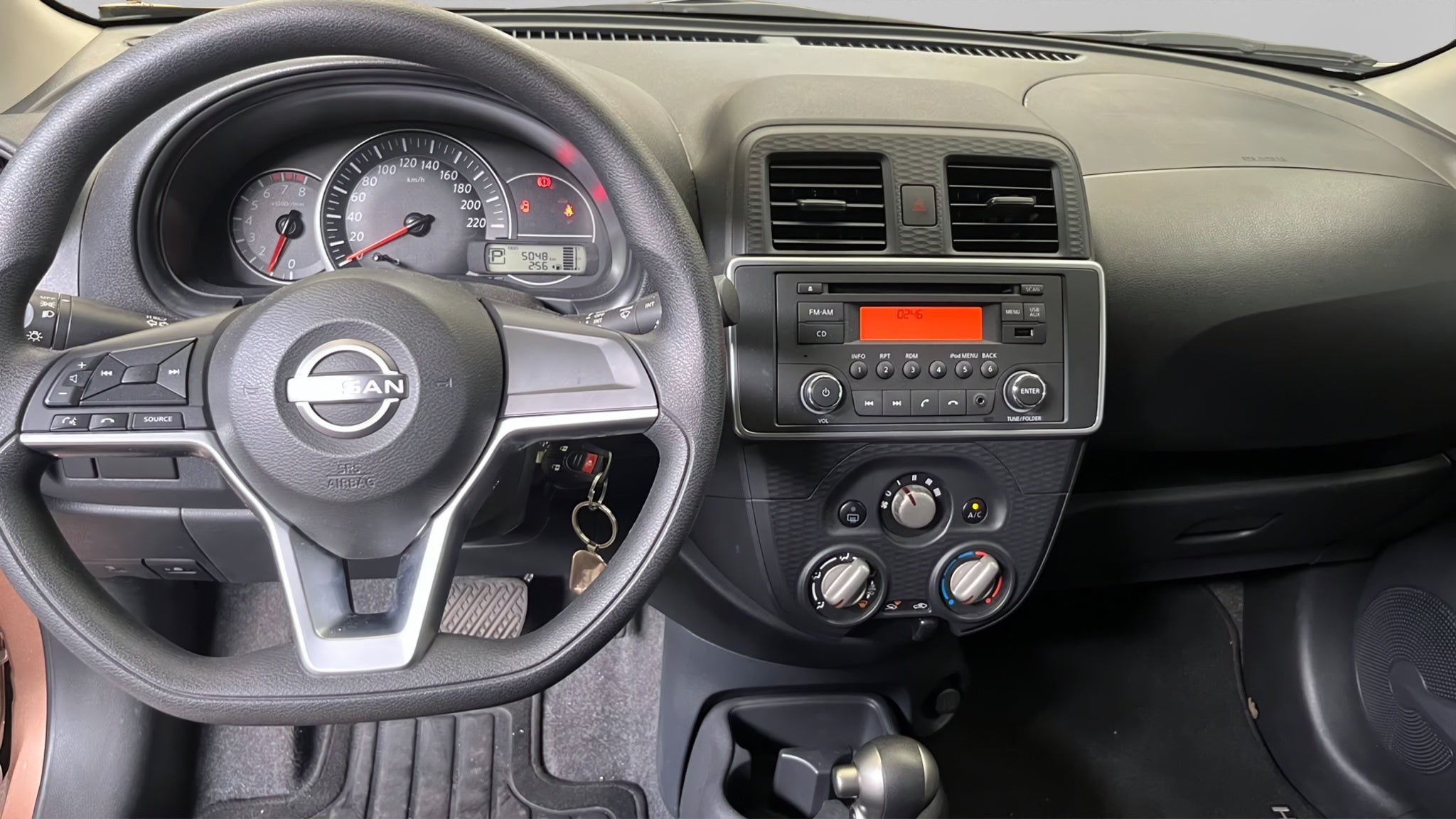 2022 Nissan MARCH 5 PTS HB SENSE TA AAC R-14