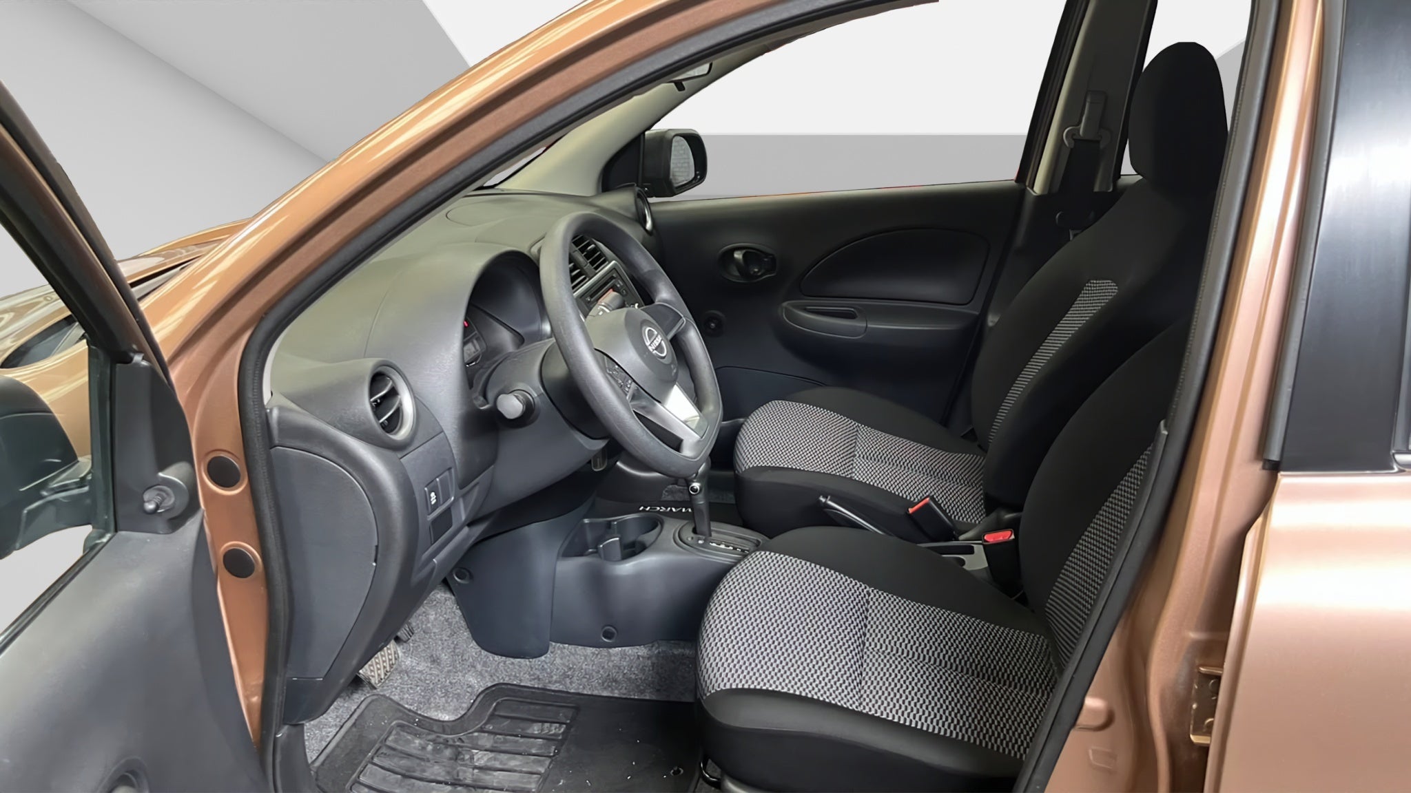 2022 Nissan MARCH 5 PTS HB SENSE TA AAC R-14