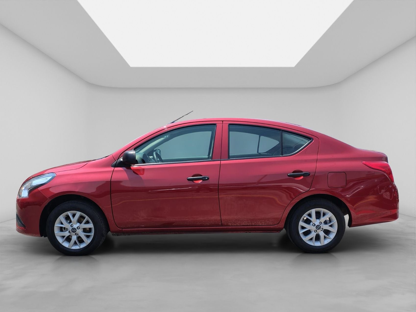 2024 Nissan V-DRIVE 4P L41.6 MAN AUDIO