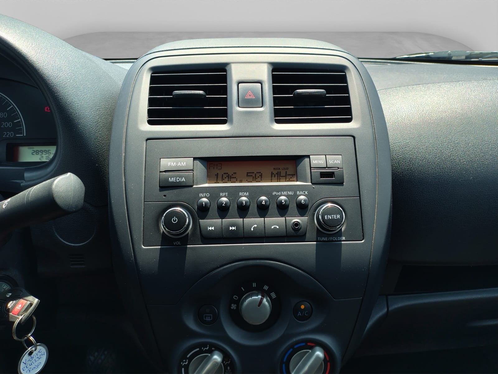 2024 Nissan V-DRIVE 4P L41.6 MAN AUDIO