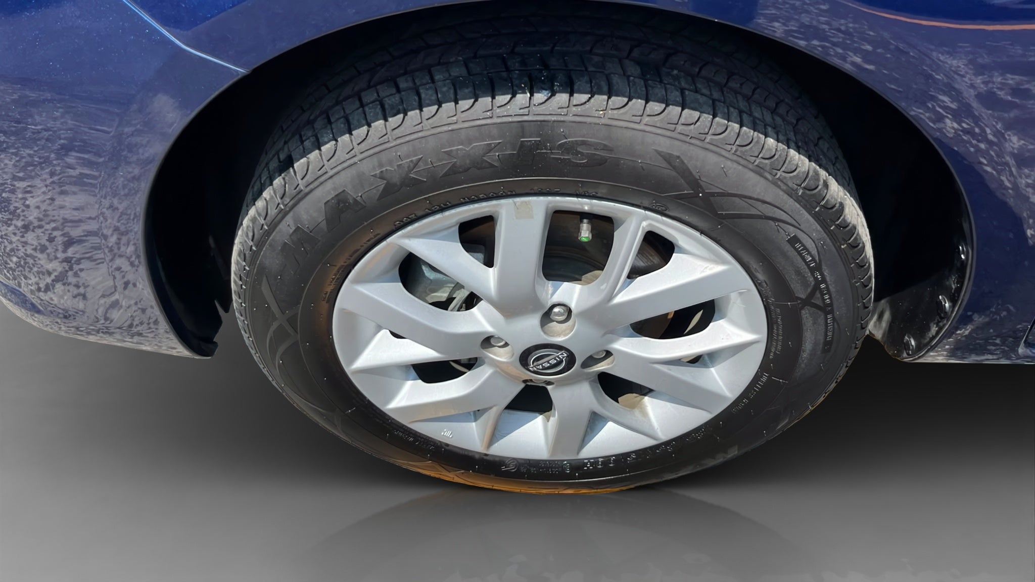 2025 Nissan V-DRIVE 4P L41.6 MAN AUDIO