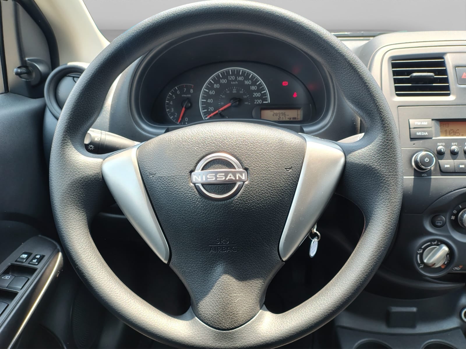 2024 Nissan V-DRIVE 4P L41.6 MAN AUDIO