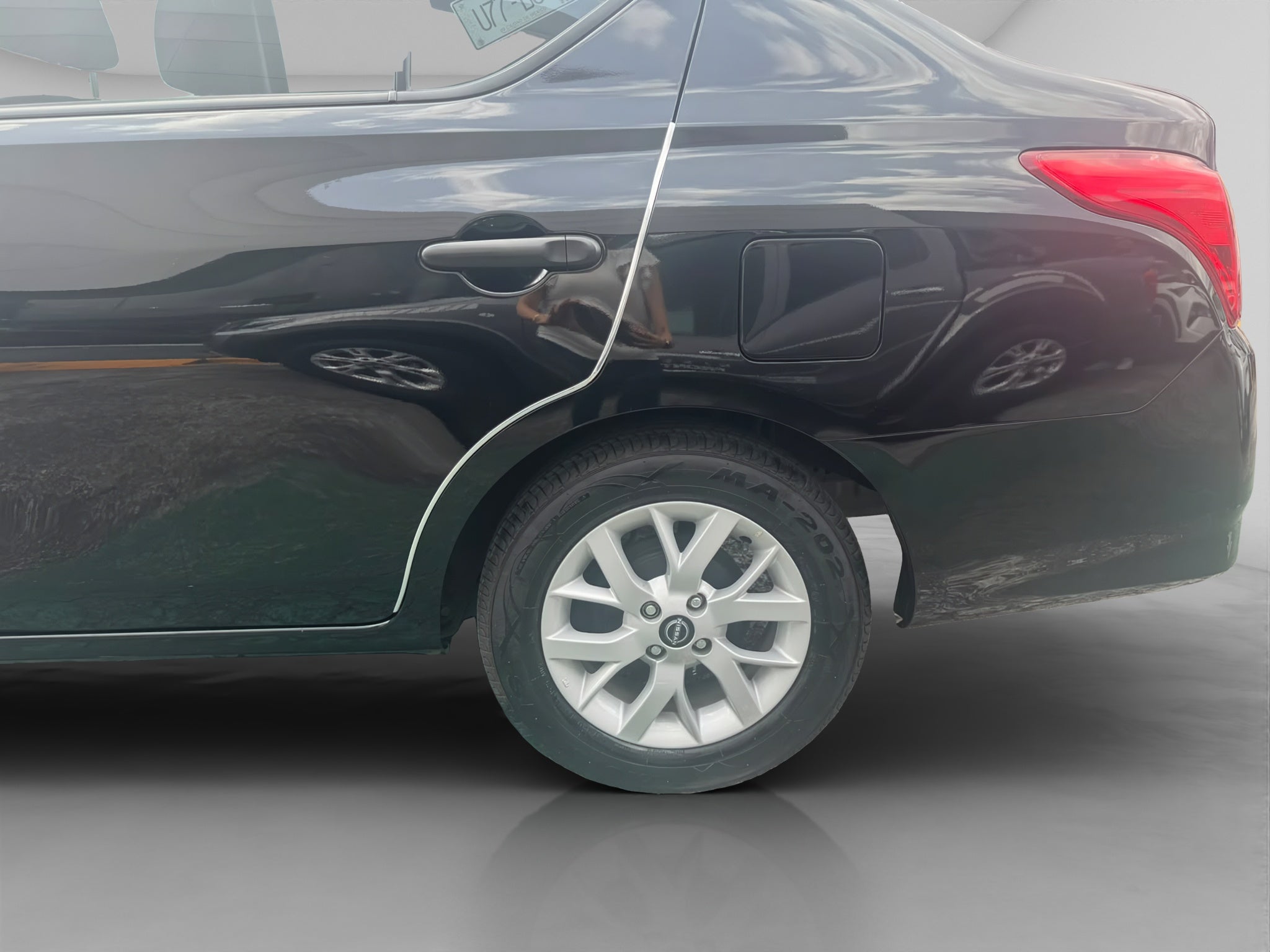 2025 Nissan V-DRIVE 4P L41.6 MAN AUDIO