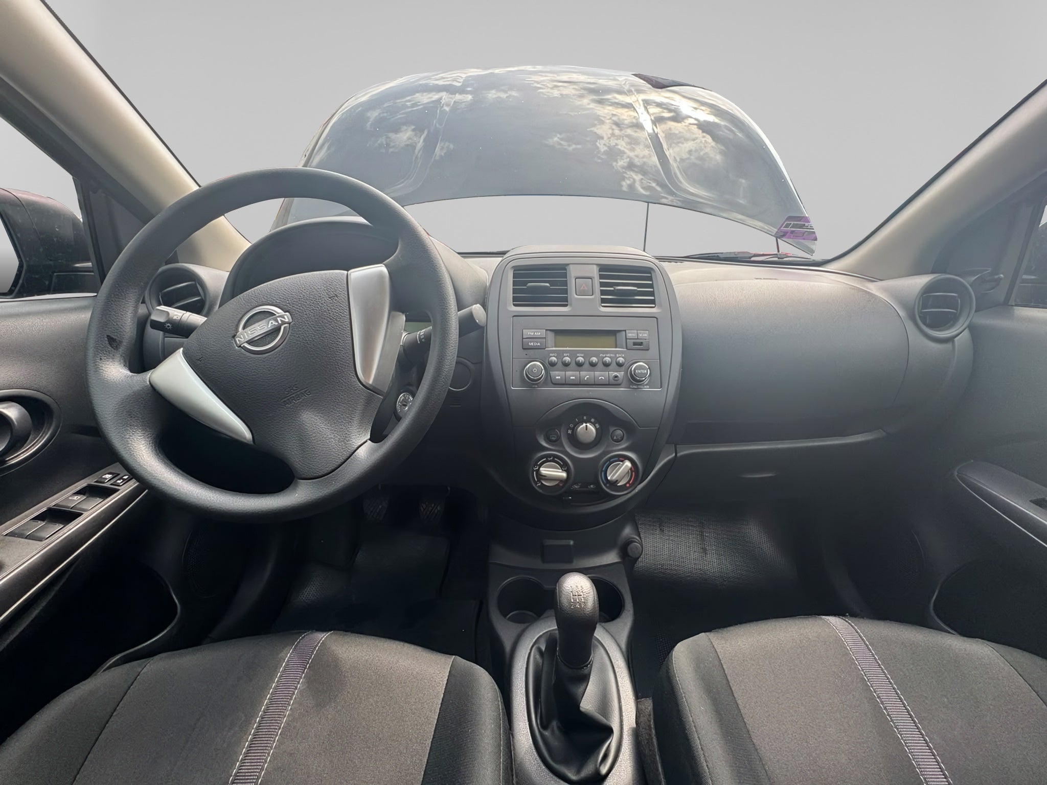 2025 Nissan V-DRIVE 4P L41.6 MAN AUDIO