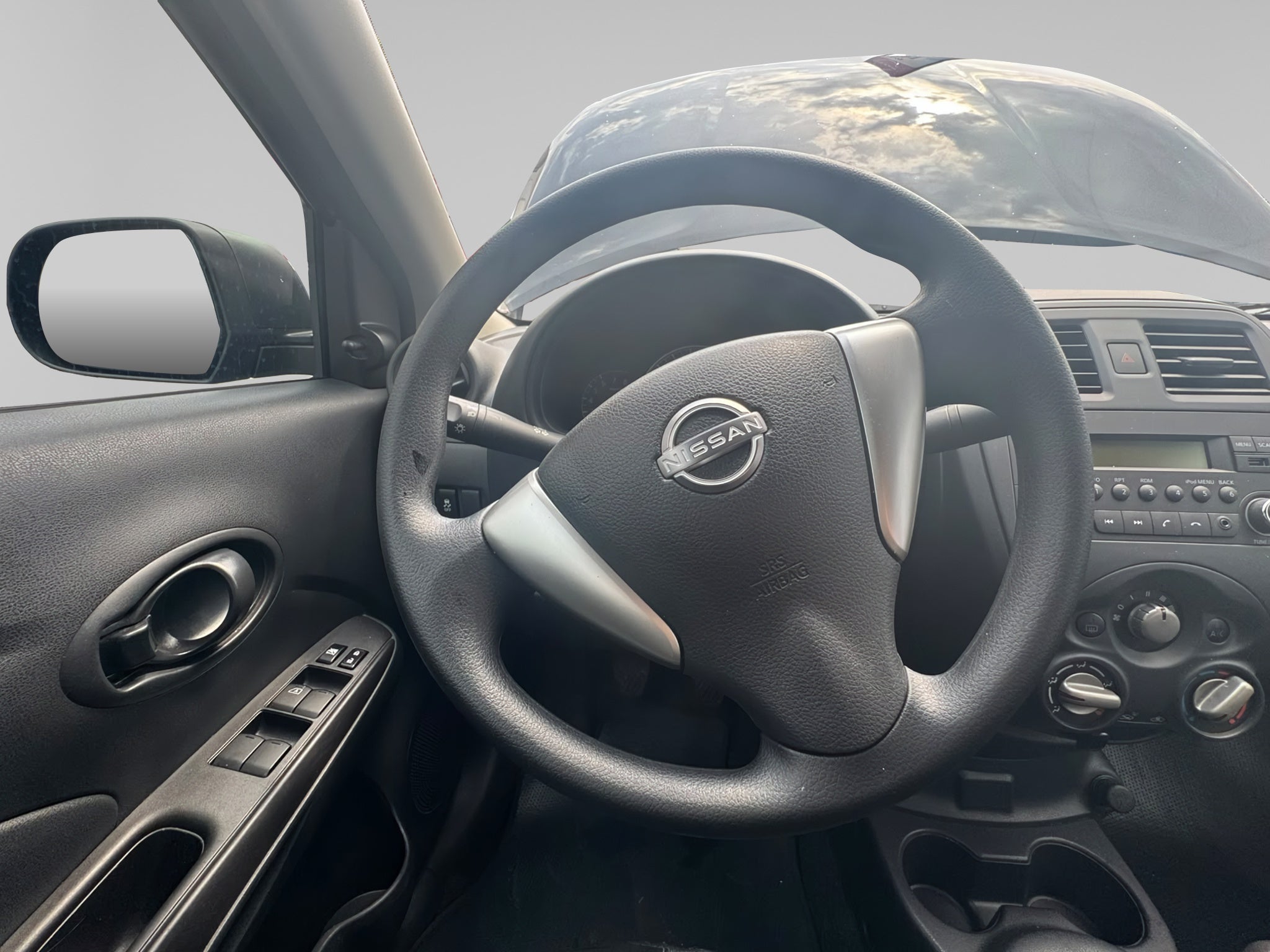 2025 Nissan V-DRIVE 4P L41.6 MAN AUDIO