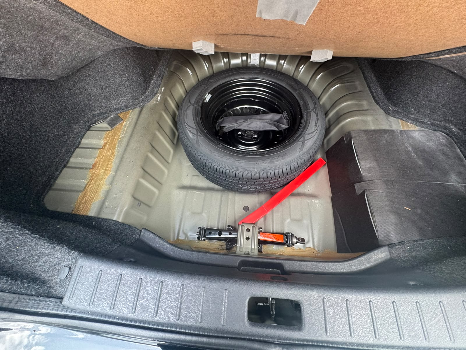 2025 Nissan V-DRIVE 4P L41.6 MAN AUDIO