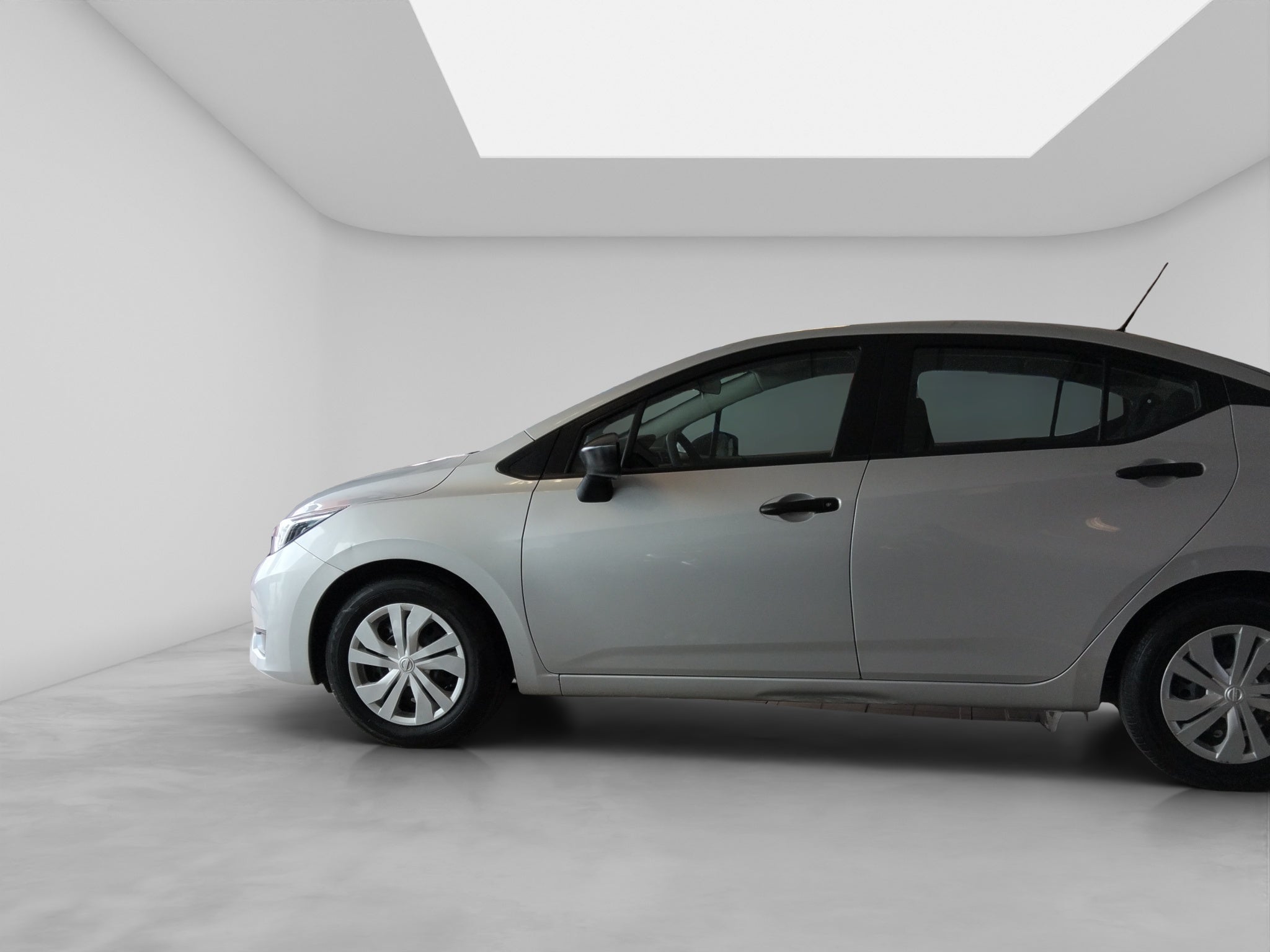 2025 Nissan VERSA 4P SENSE L41.6 AUT