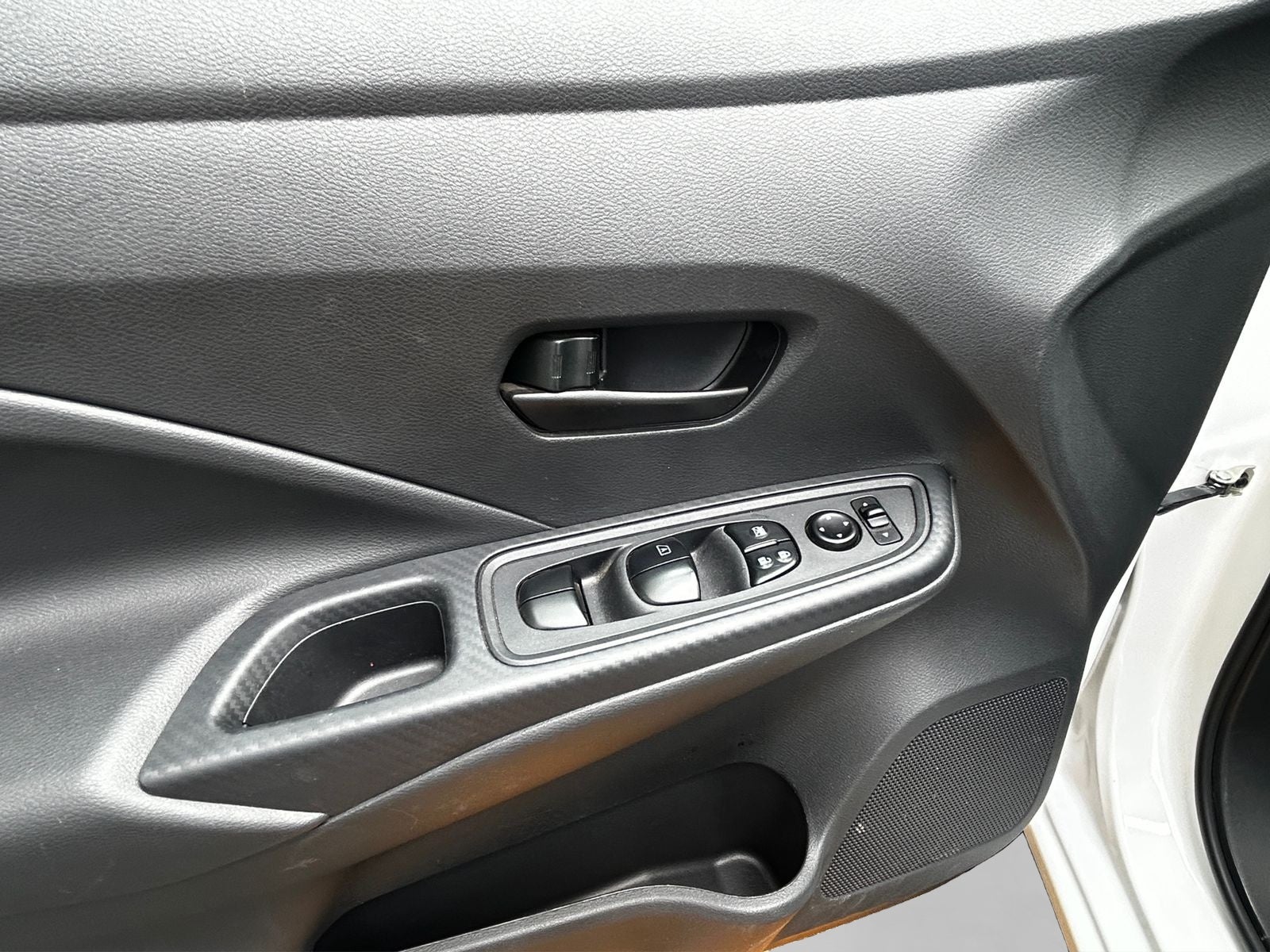 2025 Nissan VERSA 4P SENSE L41.6 AUT