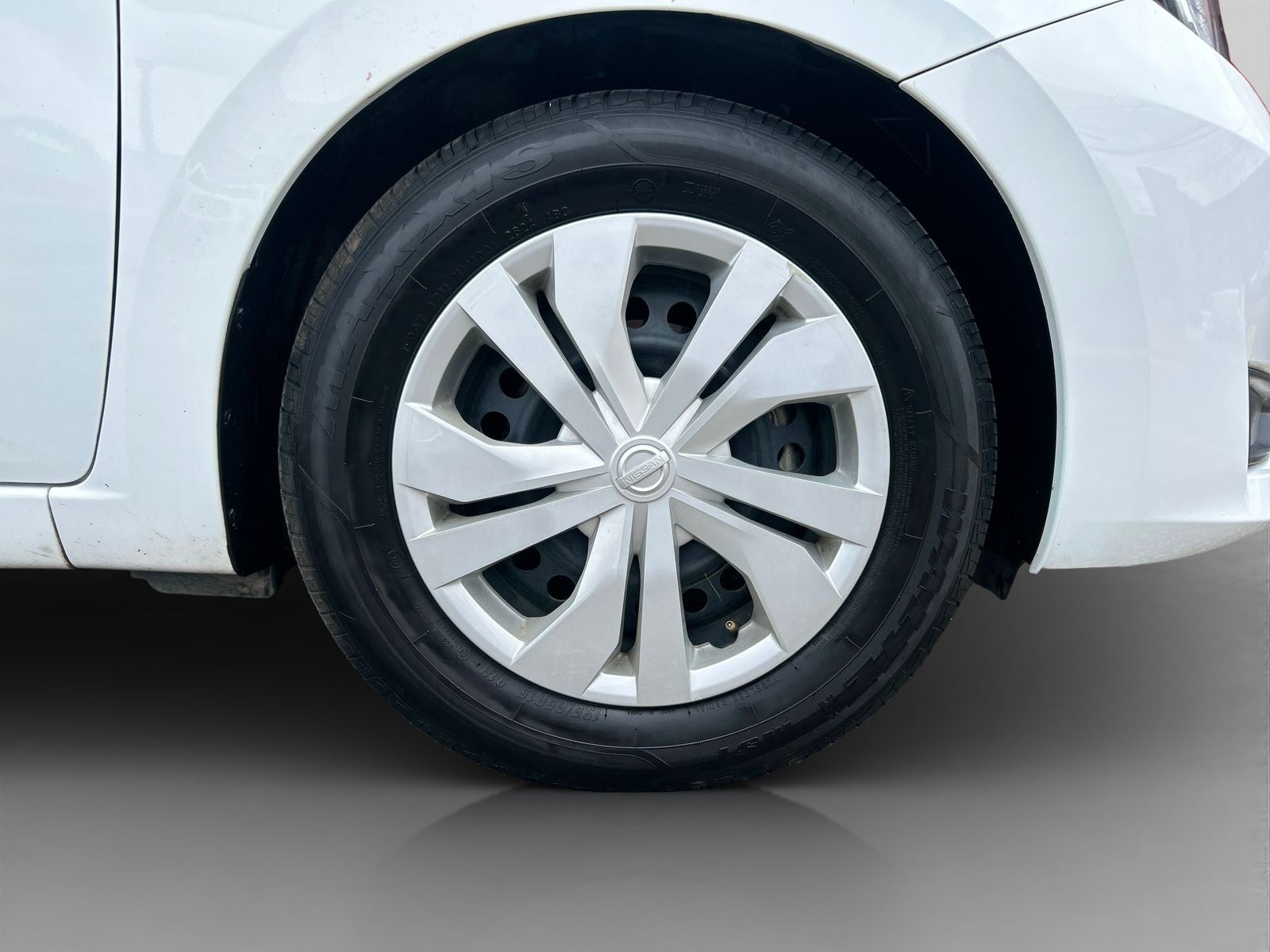 2025 Nissan VERSA 4P SENSE L41.6 AUT