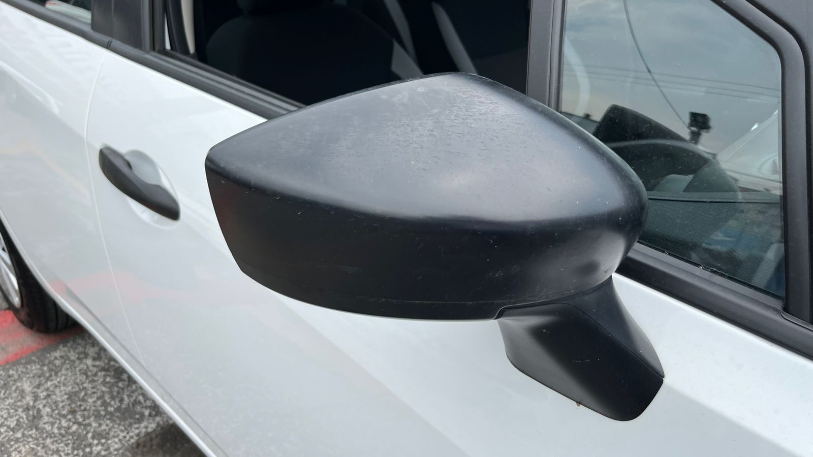 2025 Nissan VERSA 4P SENSE L41.6 MAN