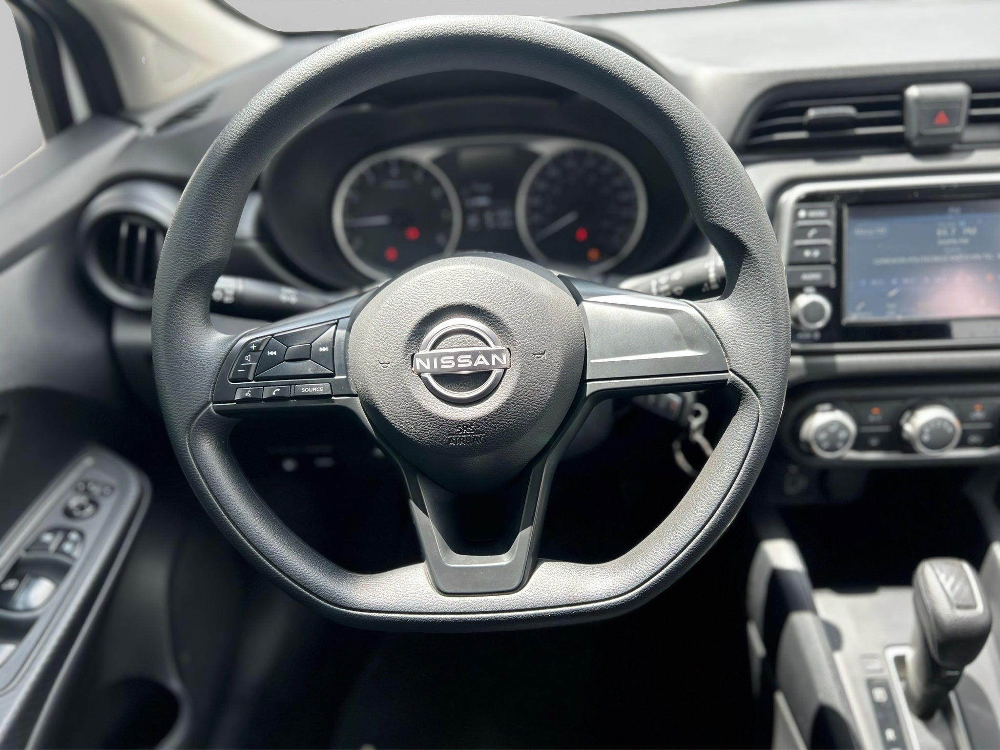 2025 Nissan VERSA 4P SENSE L41.6 AUT