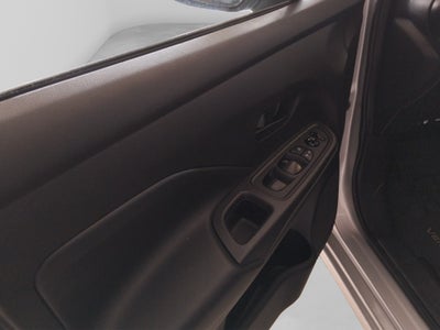 2025 Nissan VERSA 4P SENSE L41.6 AUT