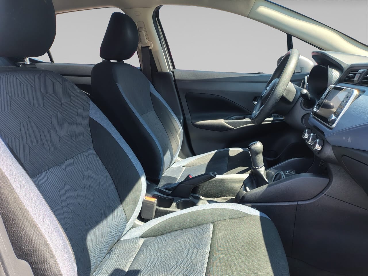 2024 Nissan VERSA 4P ADVANCE L41.6 MAN