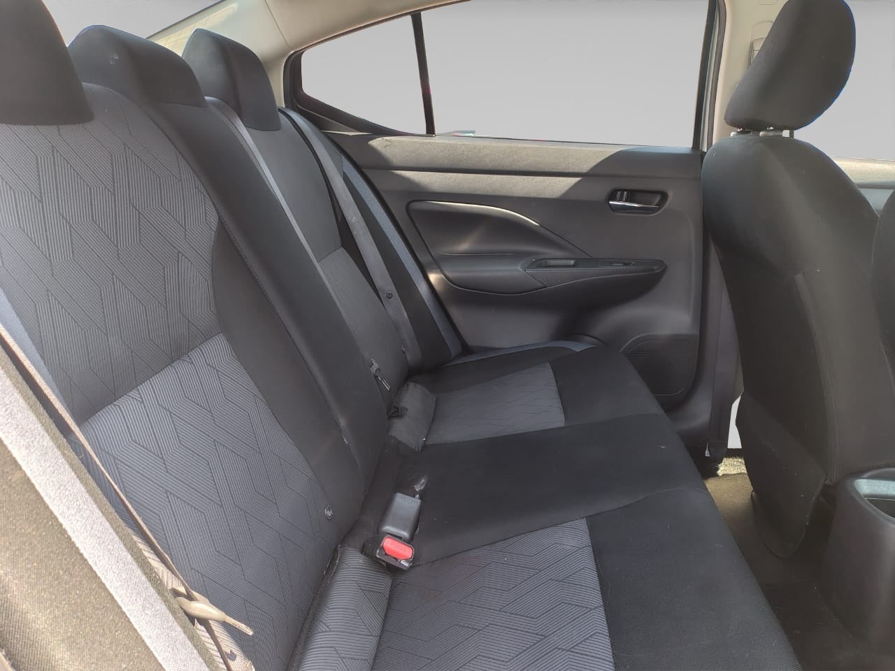 2024 Nissan VERSA 4P ADVANCE L41.6 MAN