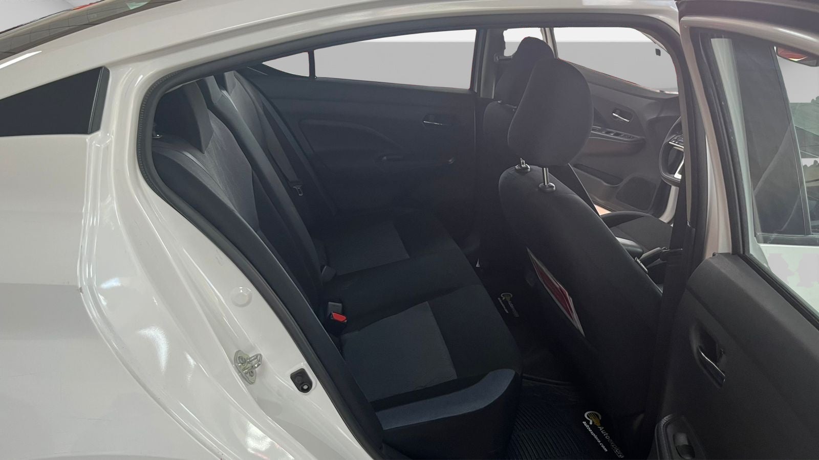 2024 Nissan VERSA 4P ADVANCE L41.6 AUT