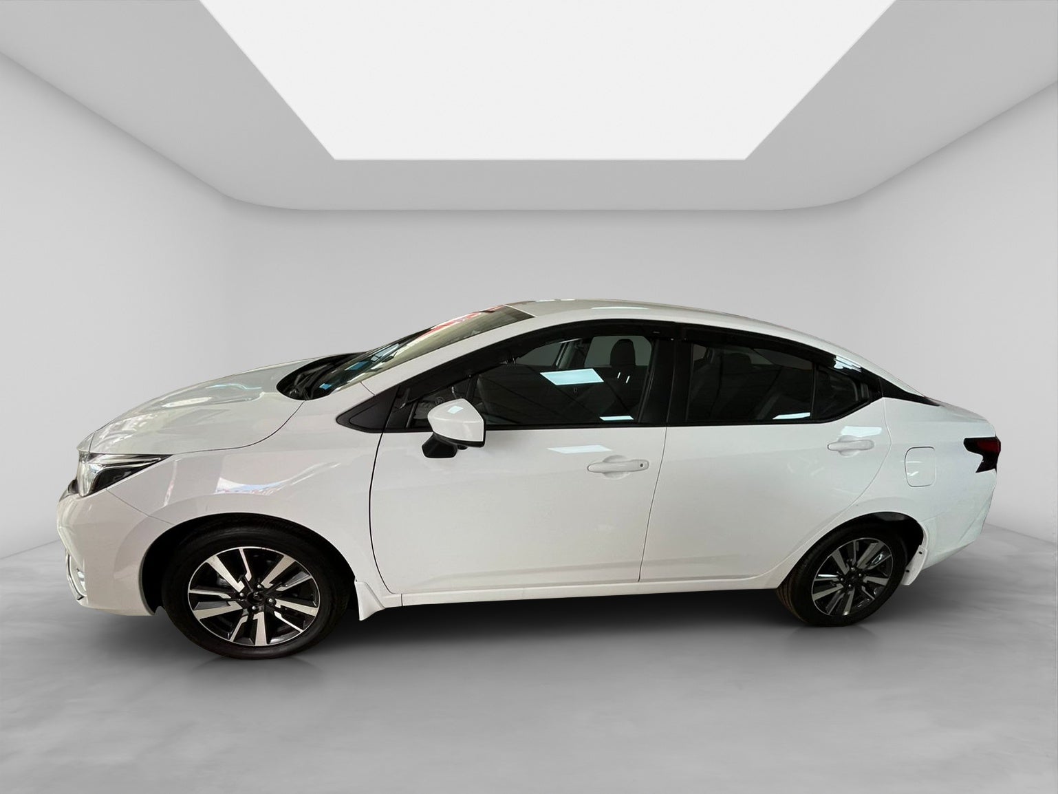 2024 Nissan VERSA 4P ADVANCE L41.6 AUT