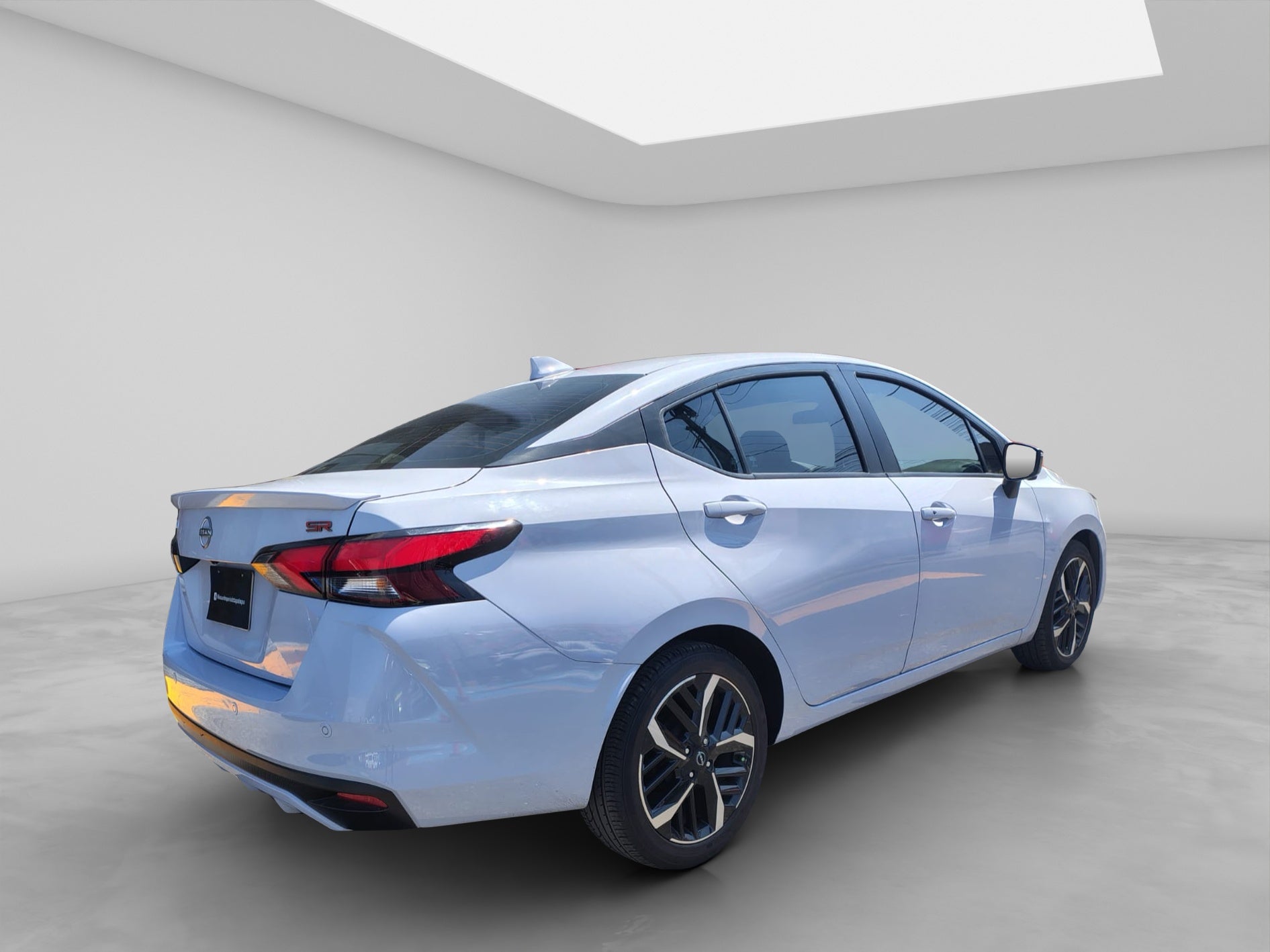 2024 Nissan VERSA 4P SR L41.6 AUT