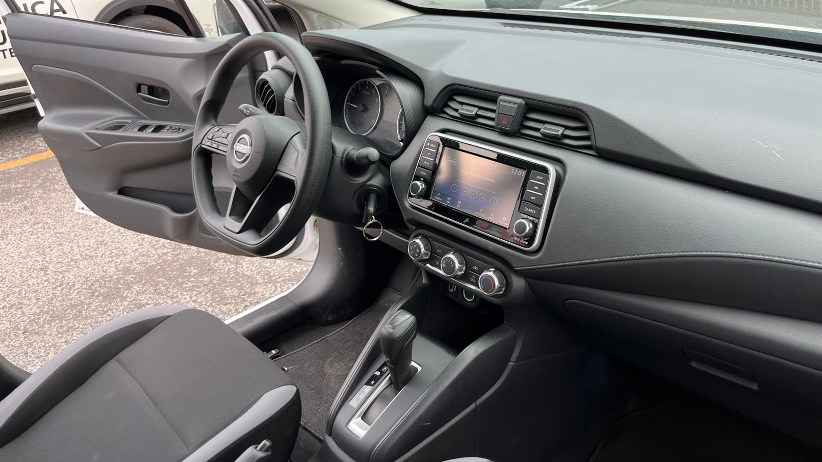2025 Nissan VERSA 4P SENSE L41.6 AUT