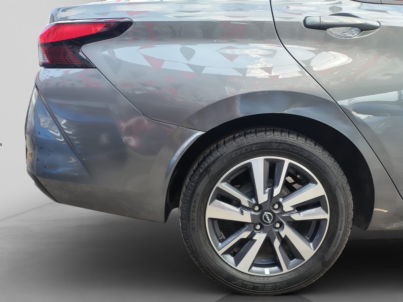 2023 Nissan VERSA 4P ADVANCE L41.6 AUT