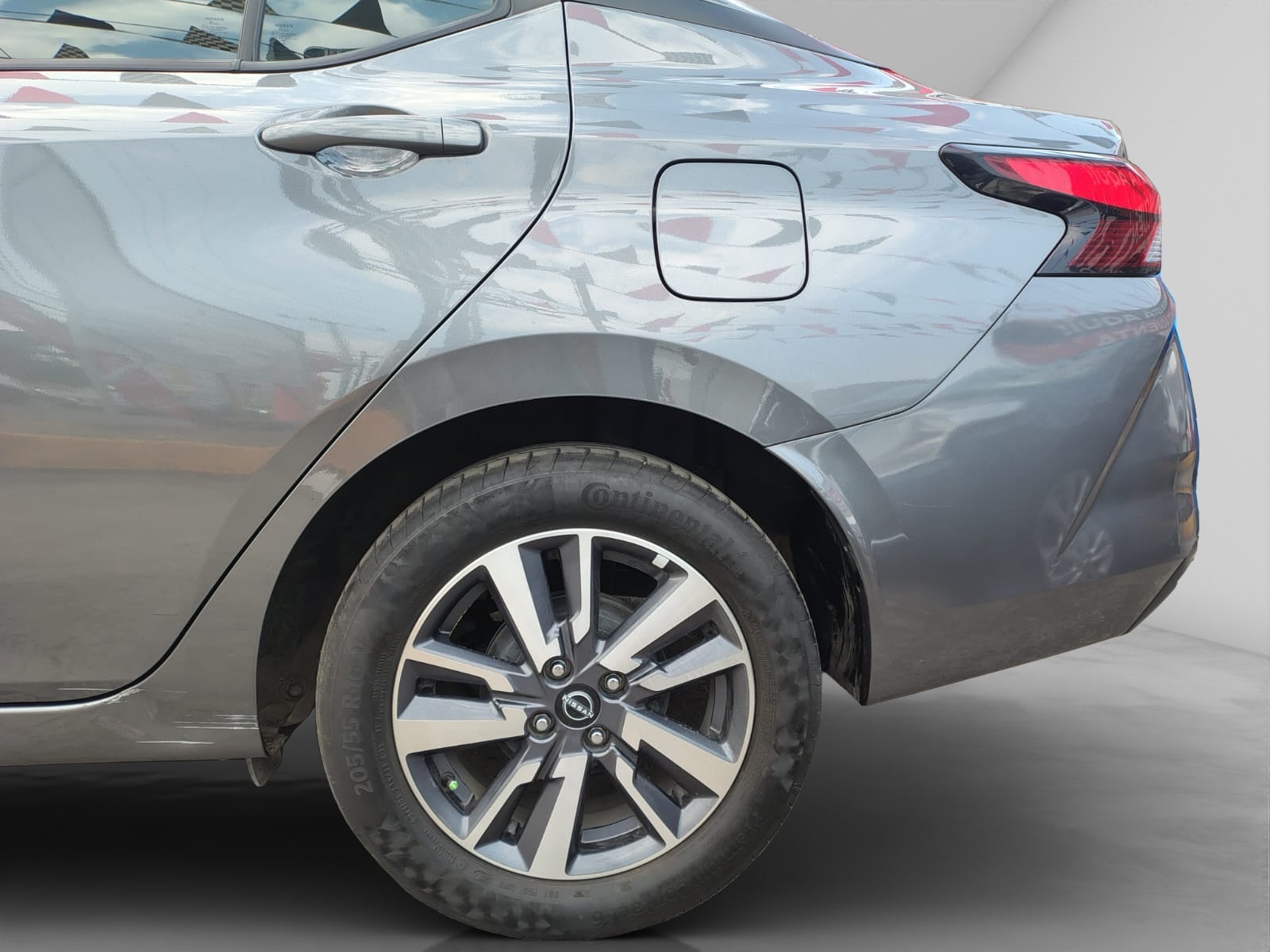 2023 Nissan VERSA 4P ADVANCE L41.6 AUT