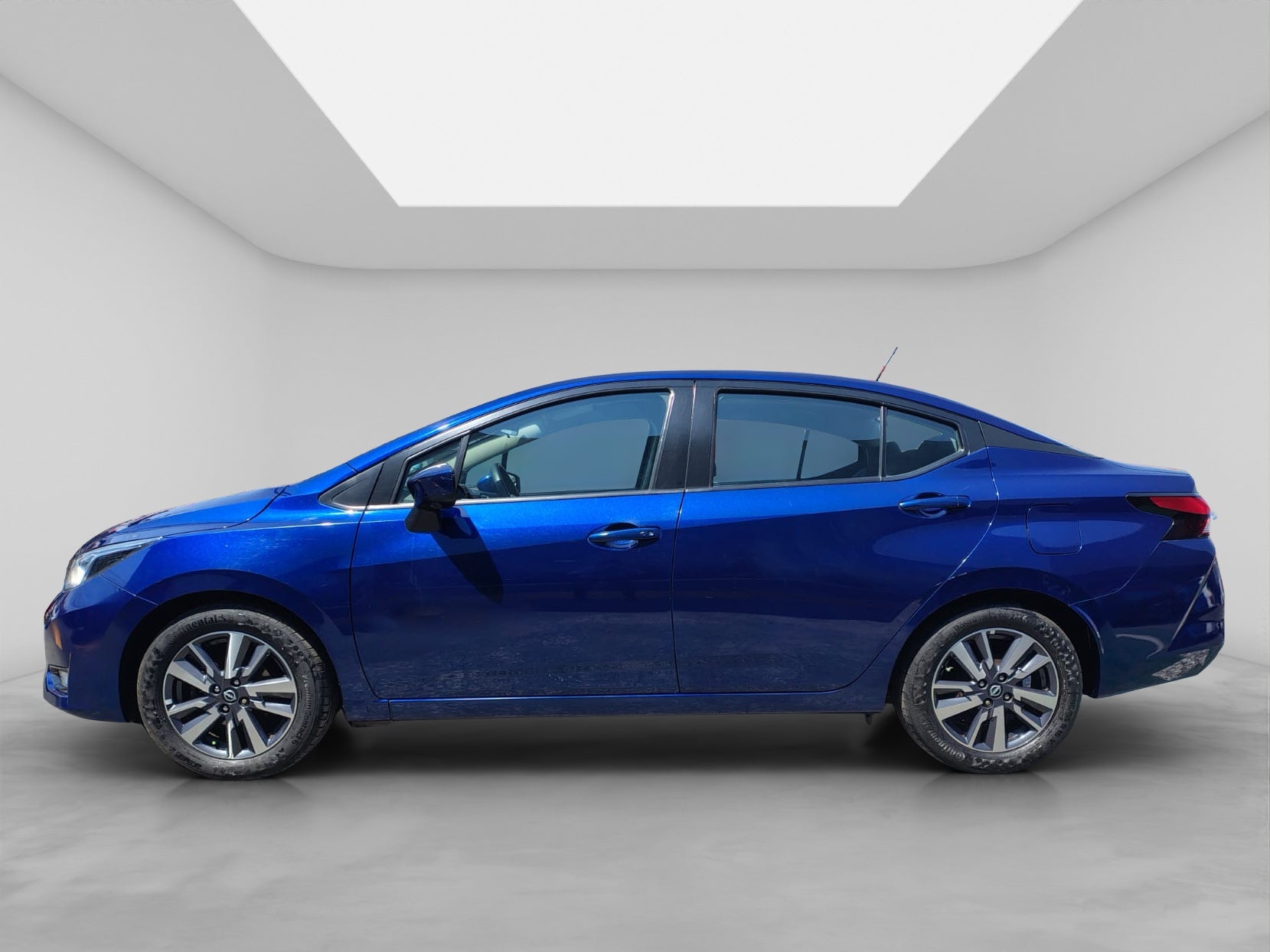 2023 Nissan VERSA 4P ADVANCE L41.6 AUT