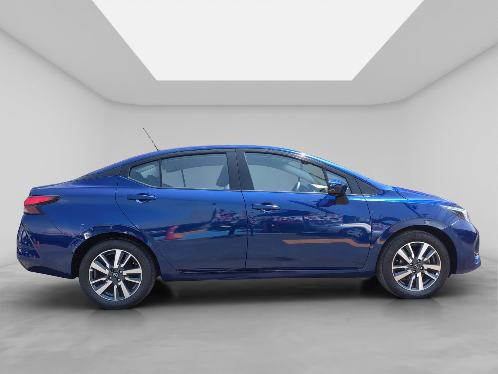 2023 Nissan VERSA 4P ADVANCE L41.6 AUT