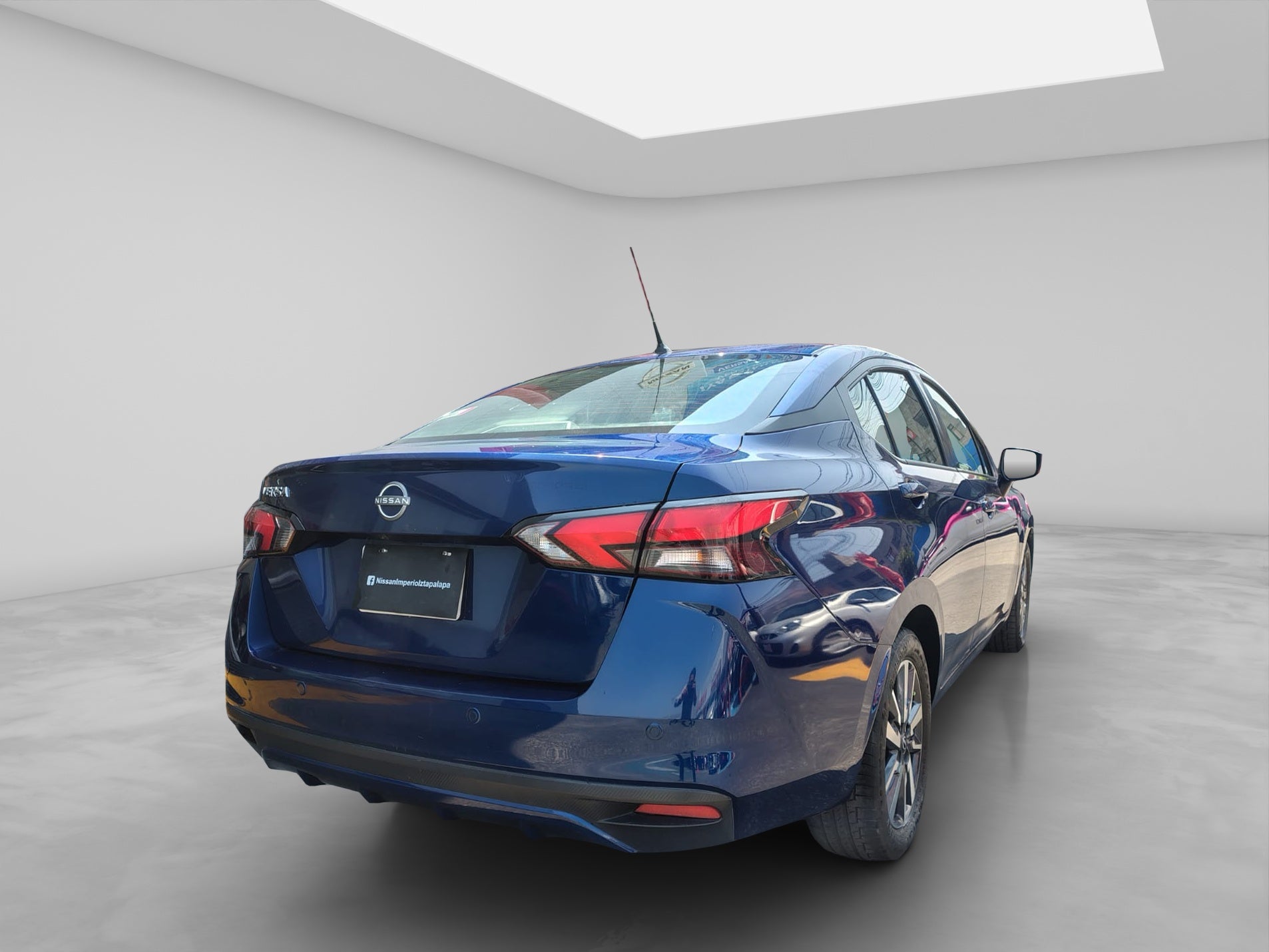 2023 Nissan VERSA 4P ADVANCE L41.6 AUT