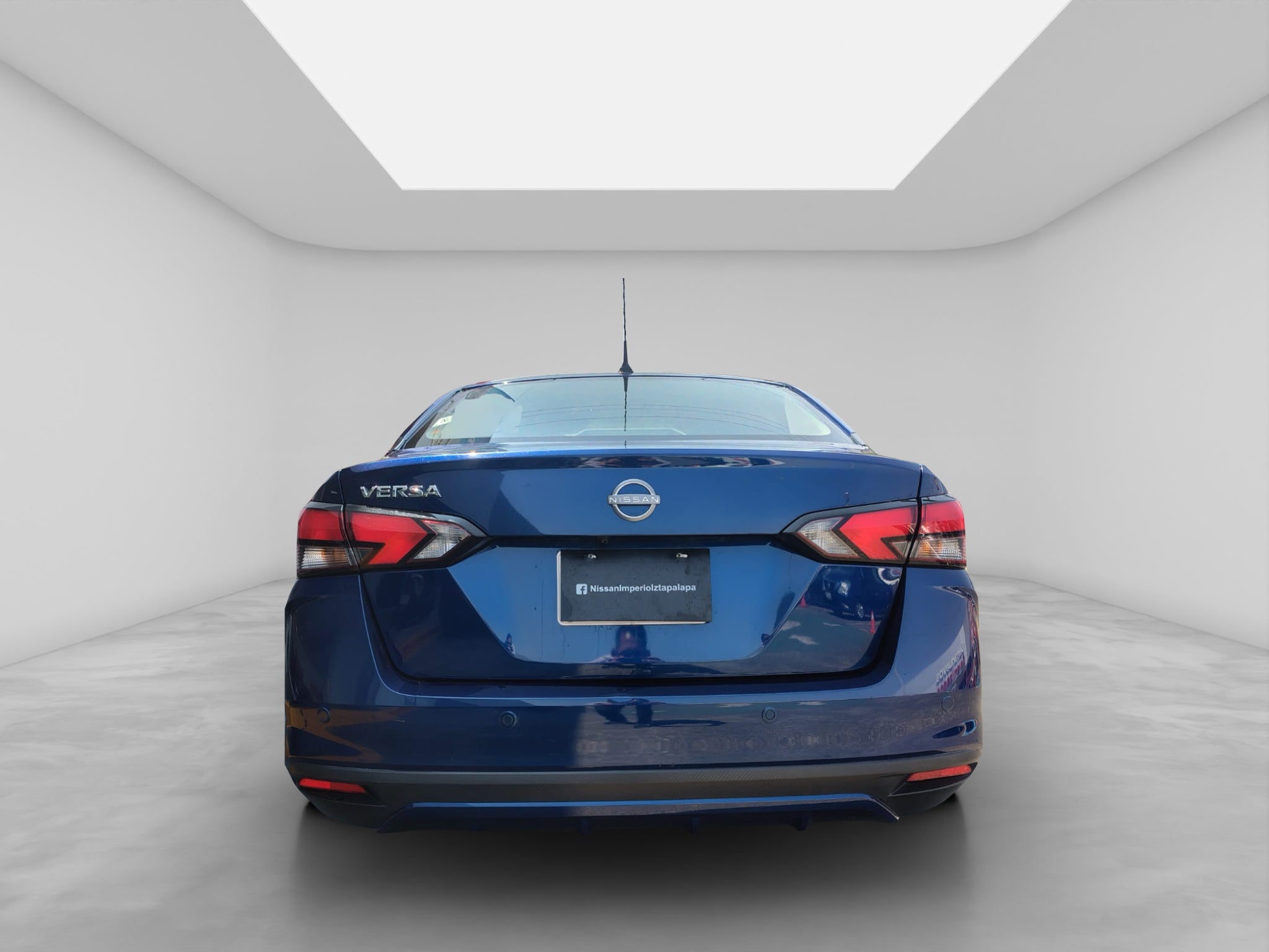 2023 Nissan VERSA 4P ADVANCE L41.6 AUT