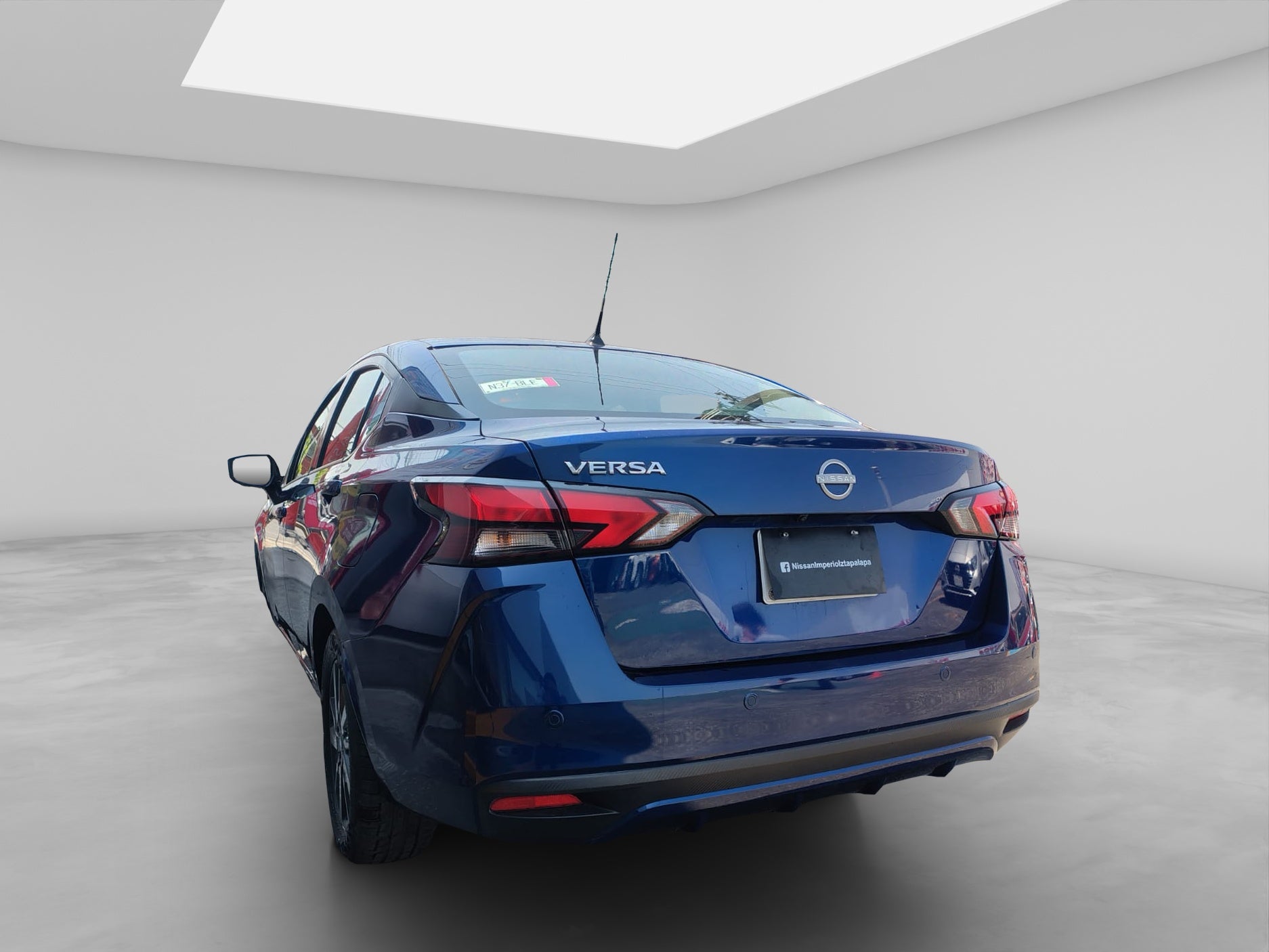 2023 Nissan VERSA 4P ADVANCE L41.6 AUT