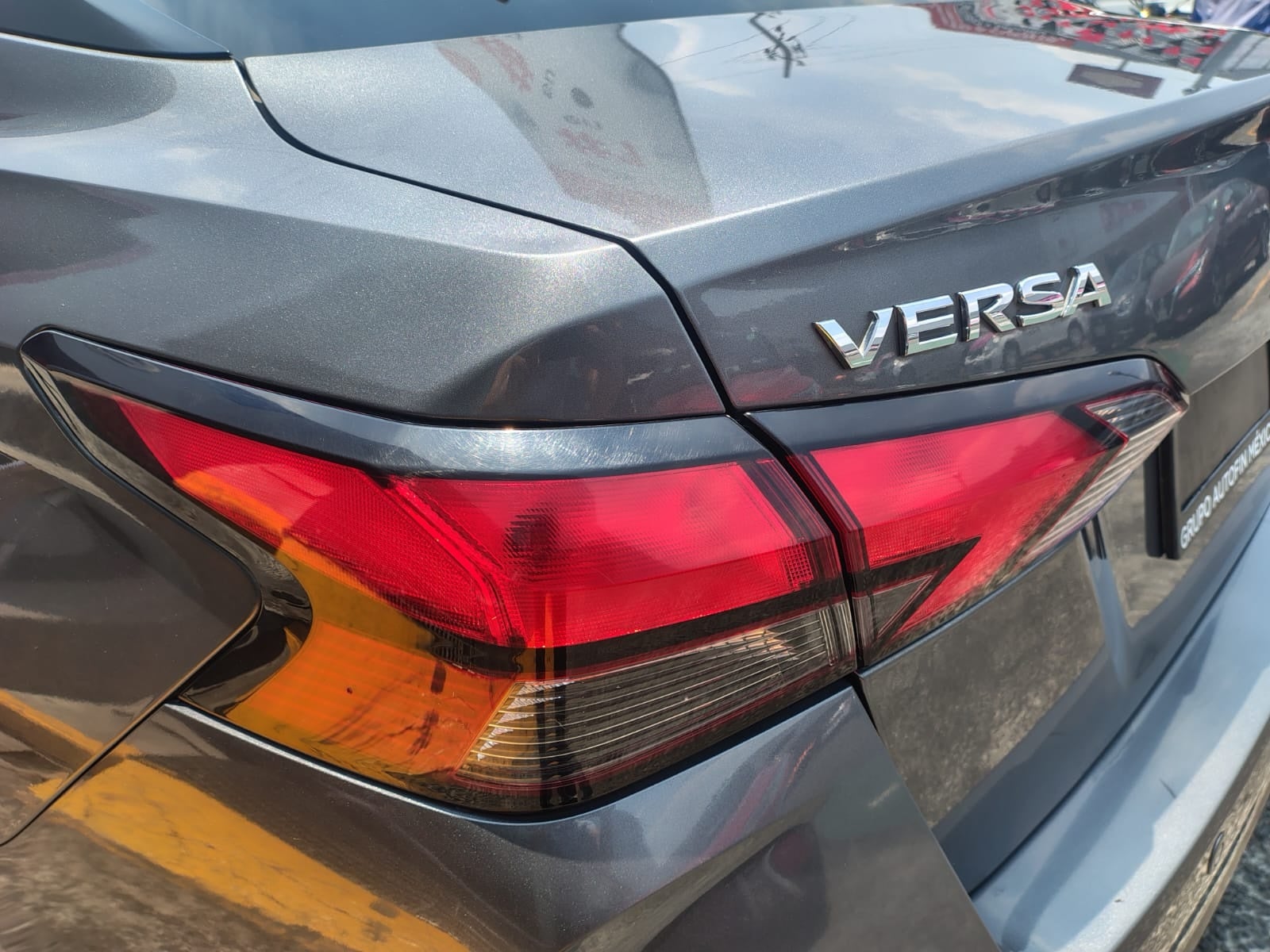 2023 Nissan VERSA 4P ADVANCE L41.6 AUT