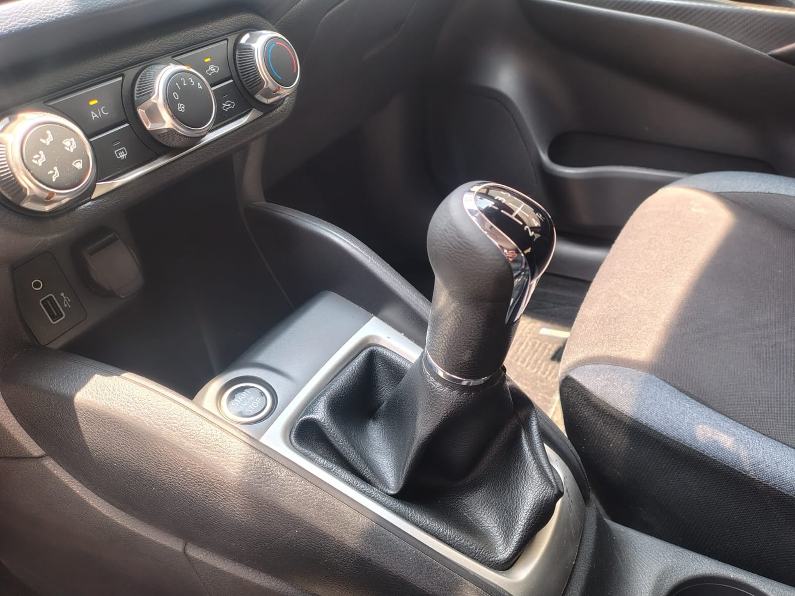 2023 Nissan VERSA 4P ADVANCE L41.6 AUT