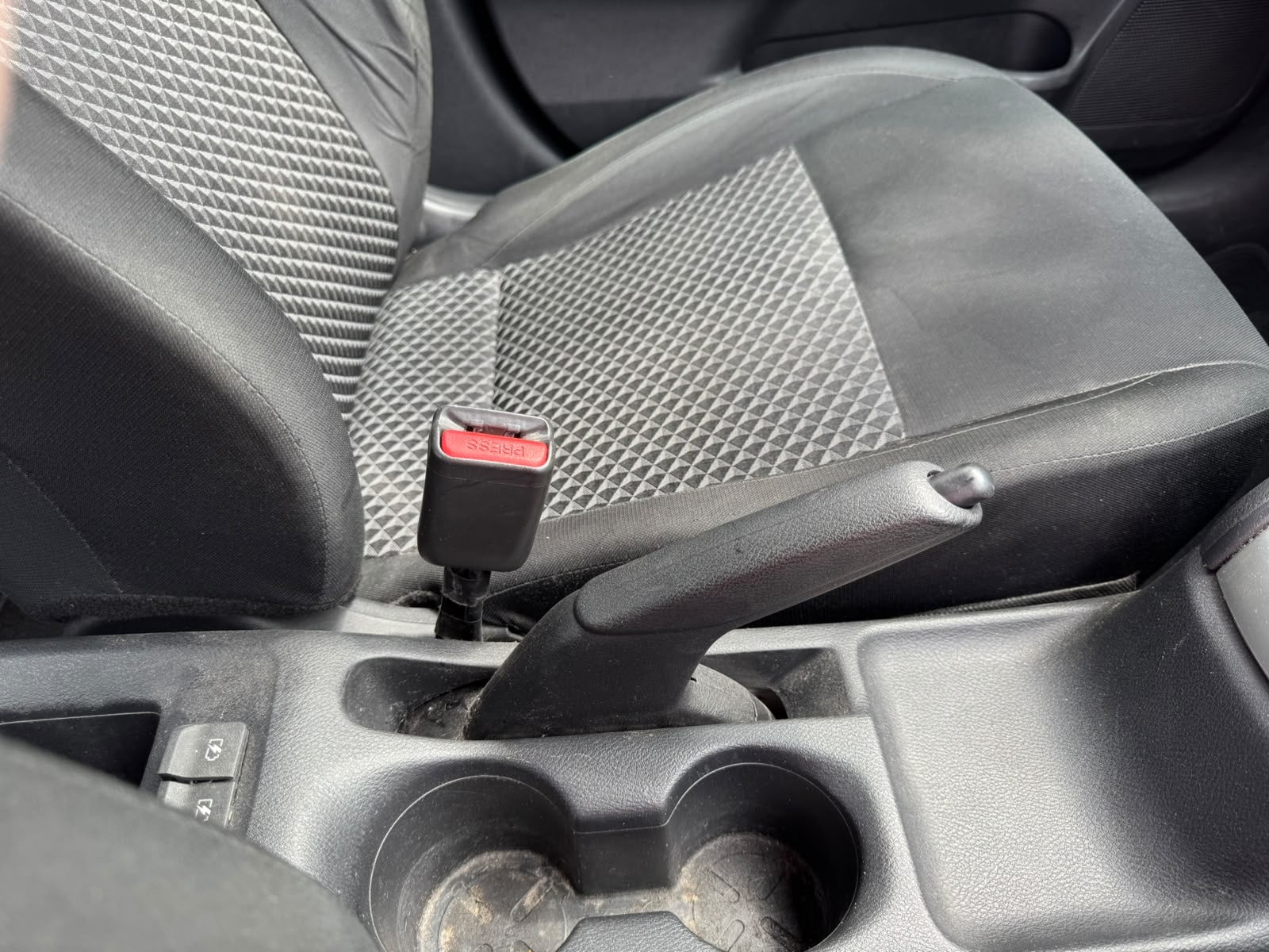 2021 Nissan VERSA 4 PTS SENSE TM5 AAC VE R-15