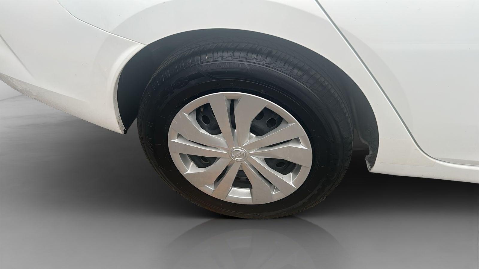 2024 Nissan VERSA 4P SENSE L41.6 AUT