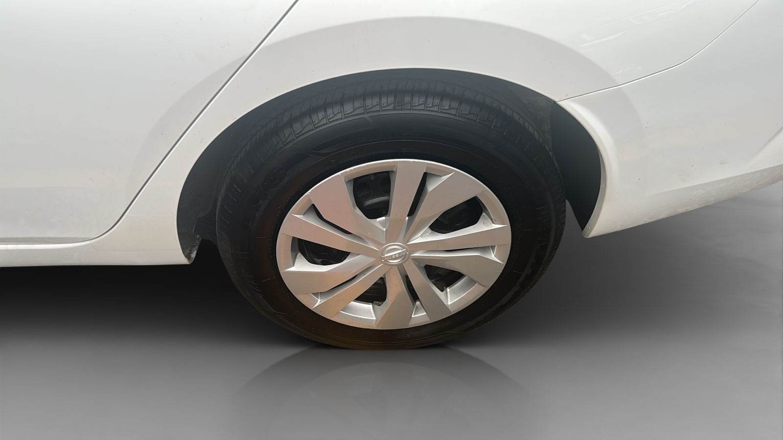 2024 Nissan VERSA 4P SENSE L41.6 AUT