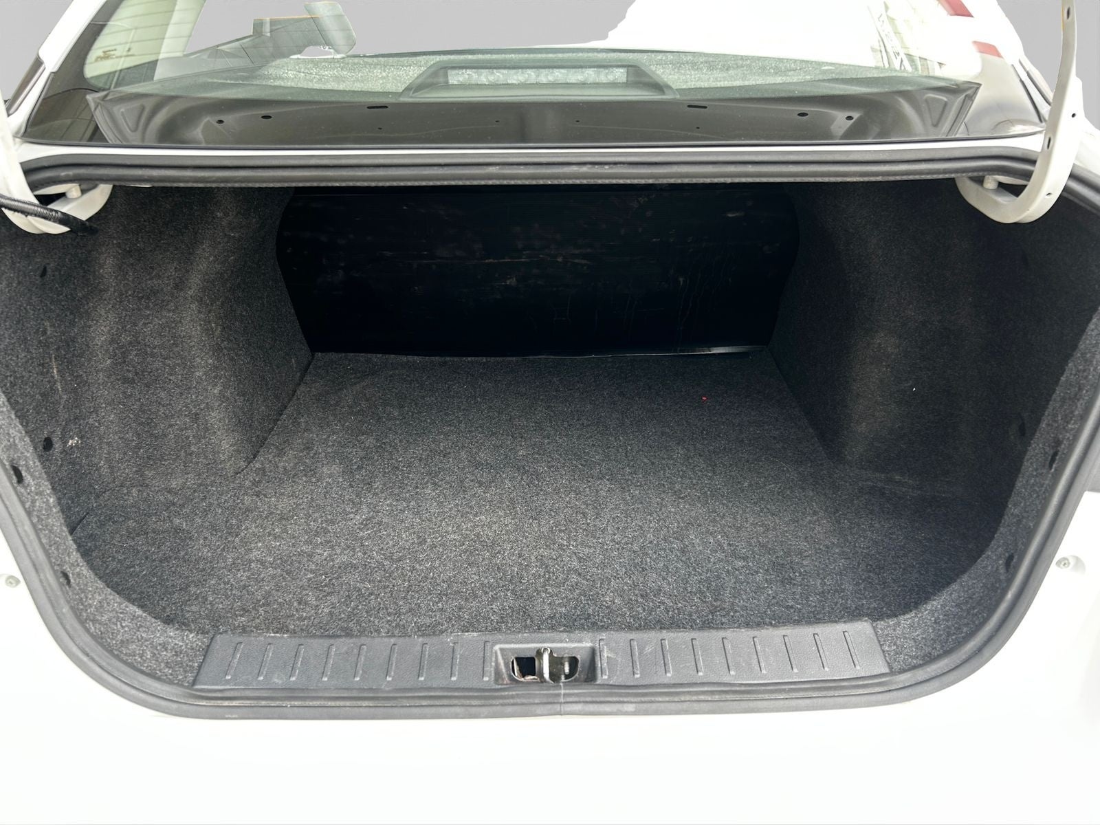 2024 Nissan VERSA 4P SENSE L41.6 AUT