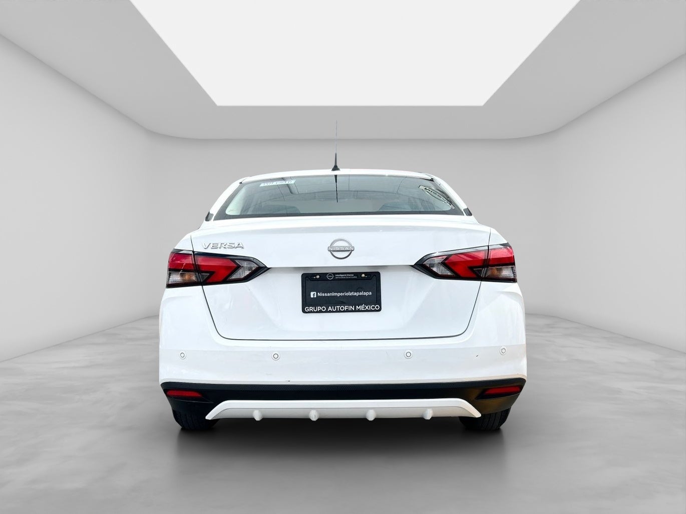 2024 Nissan VERSA 4P SENSE L41.6 AUT
