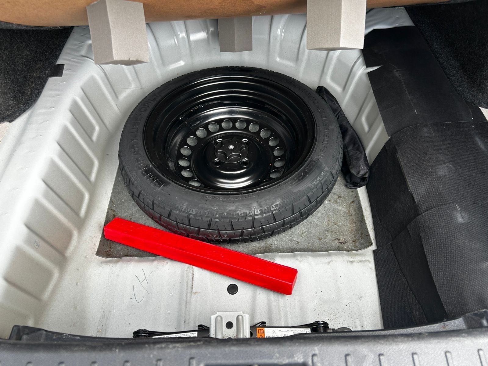 2024 Nissan VERSA 4P SENSE L41.6 AUT
