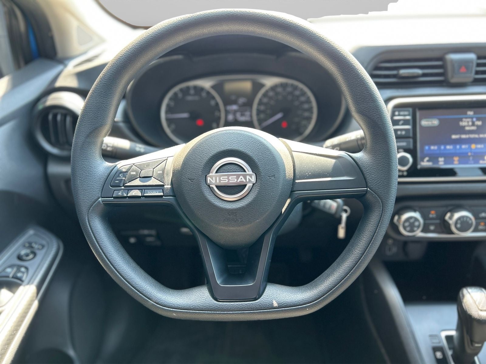 2024 Nissan VERSA 4P SENSE L41.6 AUT