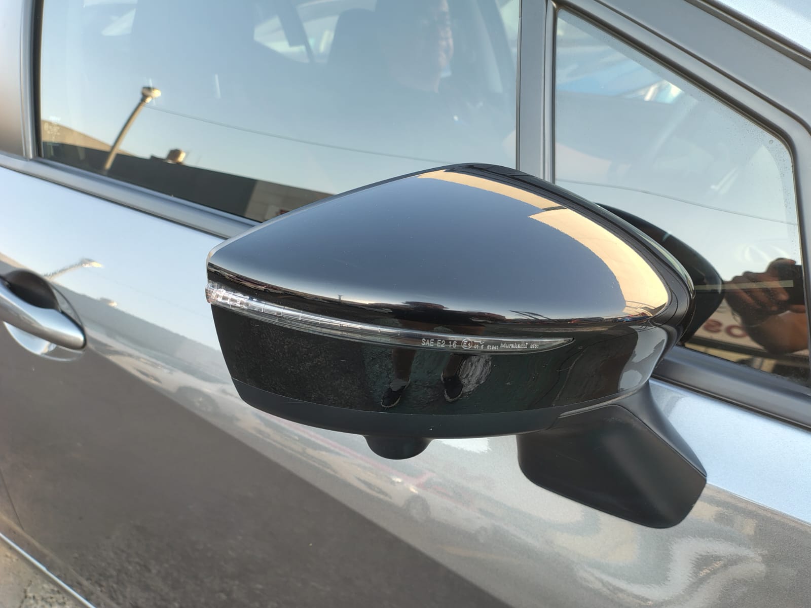 2024 Nissan VERSA 4P SR L41.6 AUT