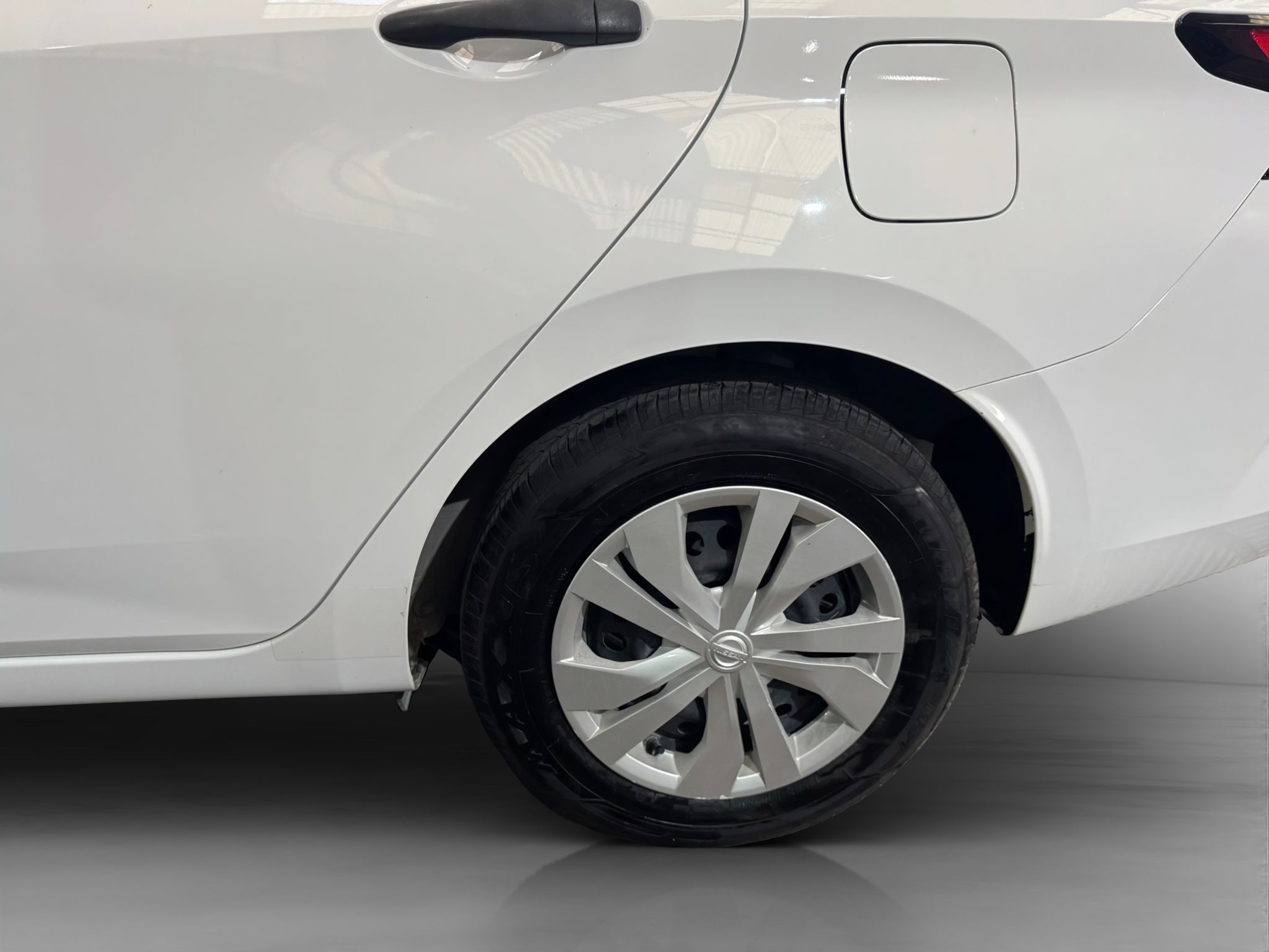 2025 Nissan VERSA 4P SENSE L41.6 AUT