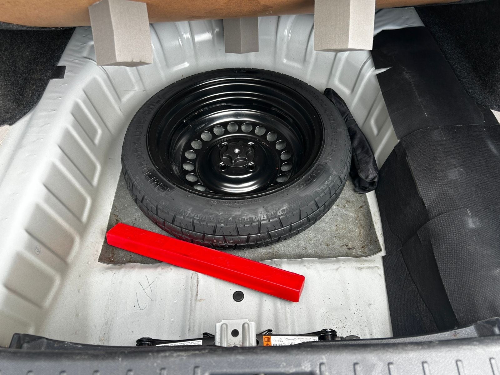 2025 Nissan VERSA 4P SENSE L41.6 AUT
