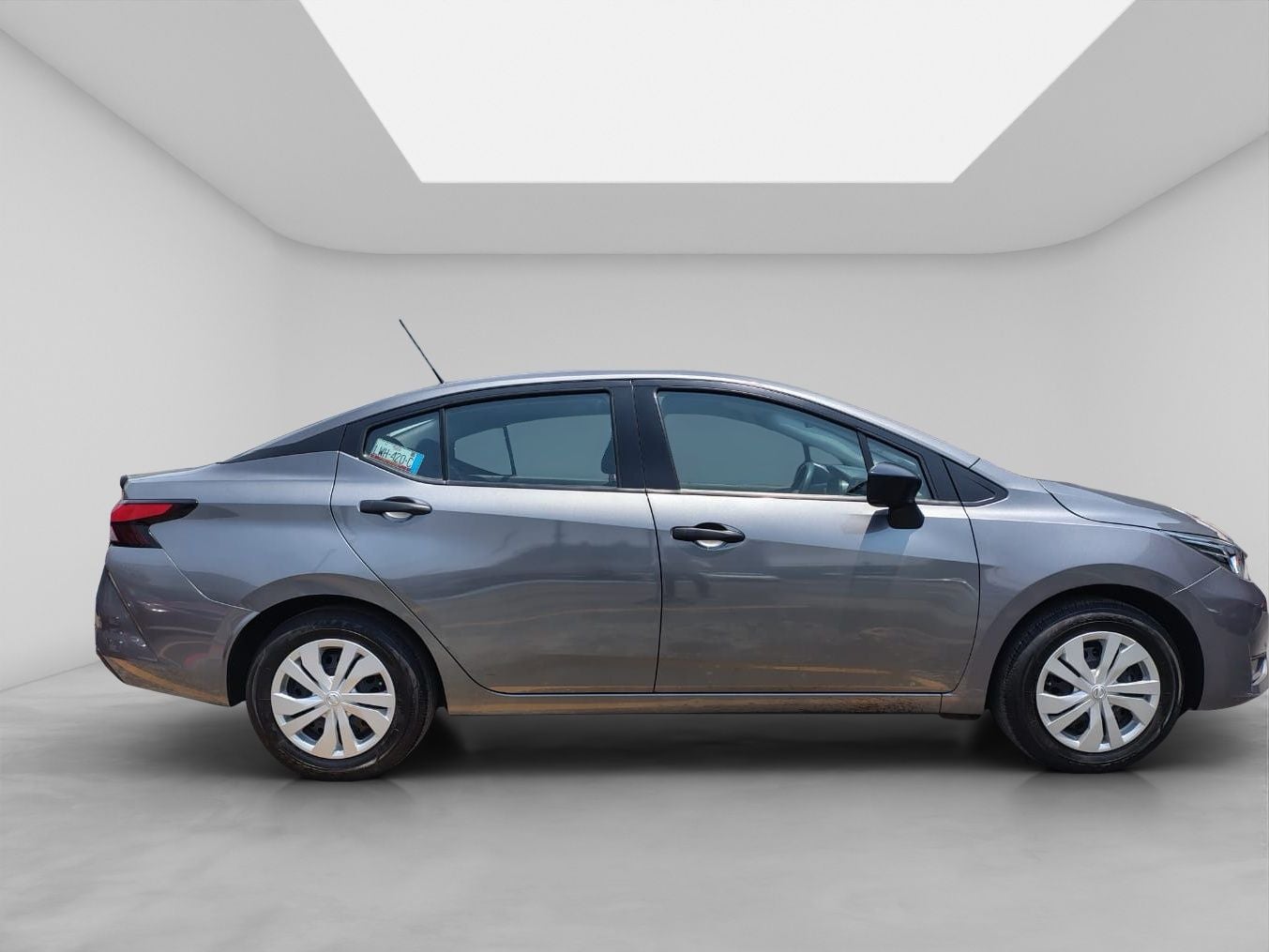 2025 Nissan VERSA 4P ADVANCE L41.6 MAN