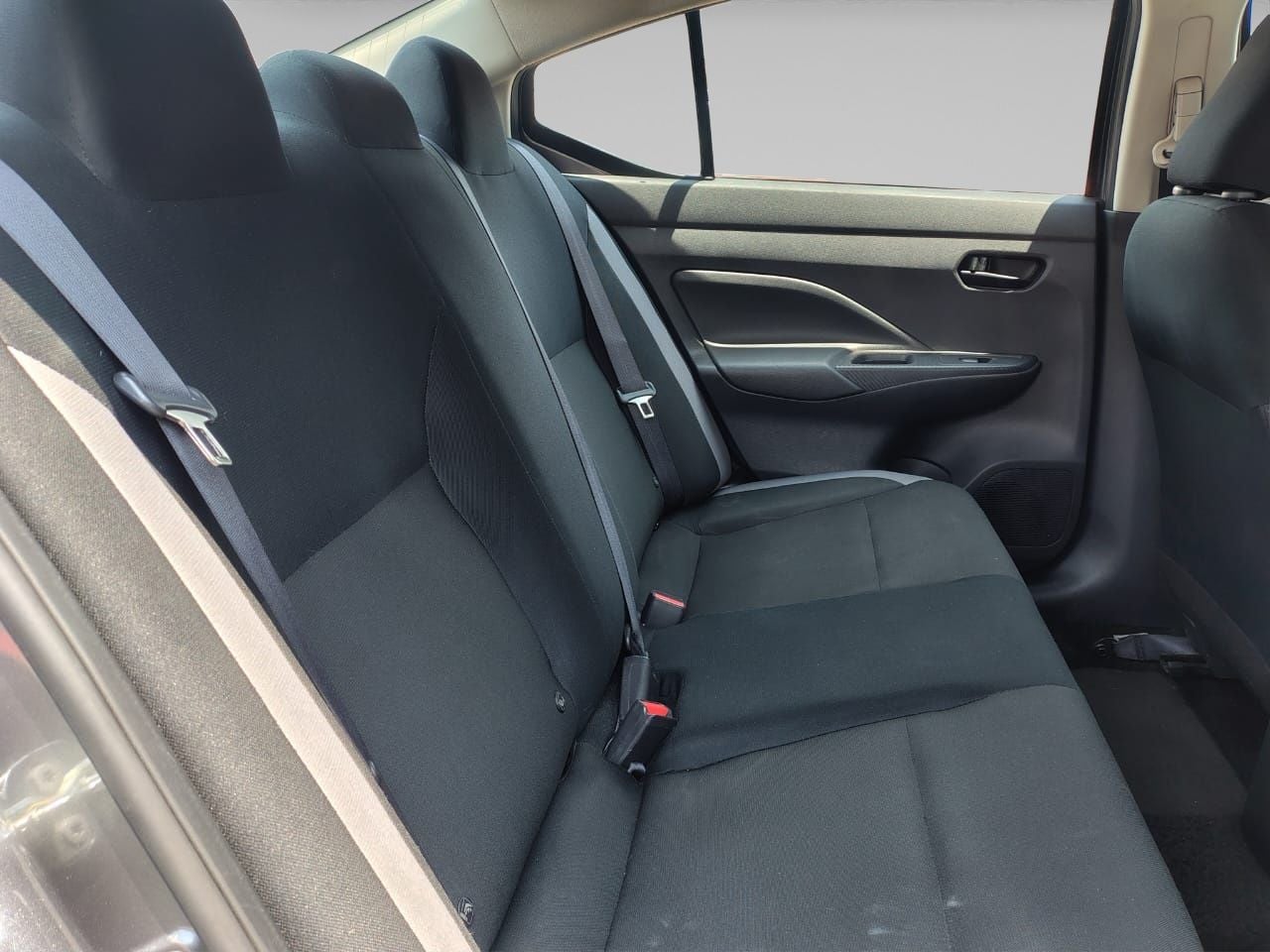 2025 Nissan VERSA 4P ADVANCE L41.6 MAN