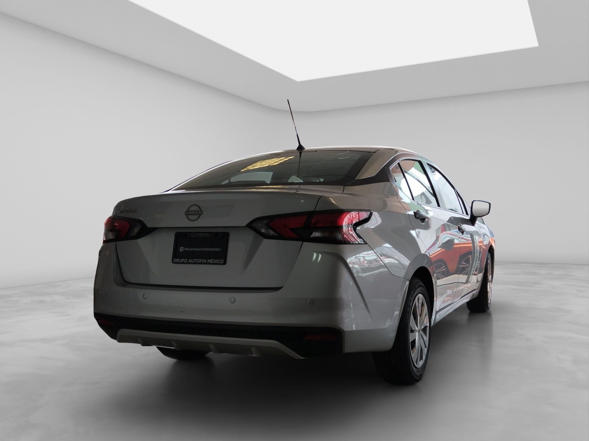 2025 Nissan VERSA 4P SENSE L41.6 MAN