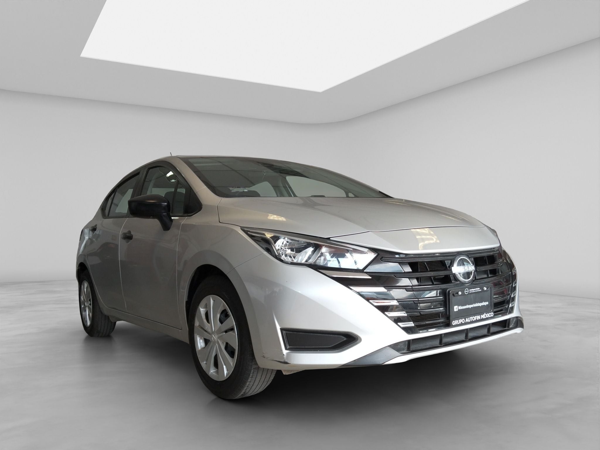 2025 Nissan VERSA 4P SENSE L41.6 MAN