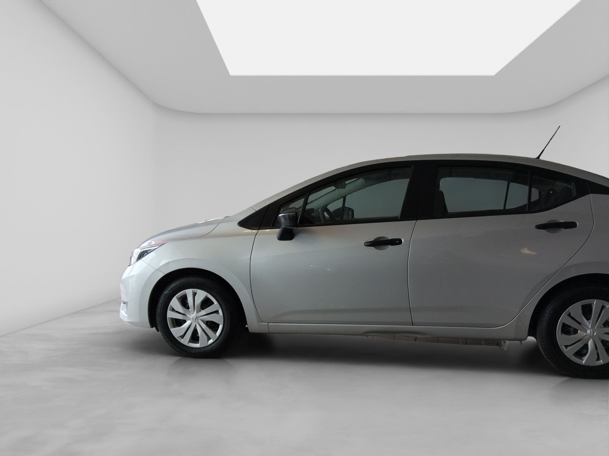 2025 Nissan VERSA 4P SENSE L41.6 MAN