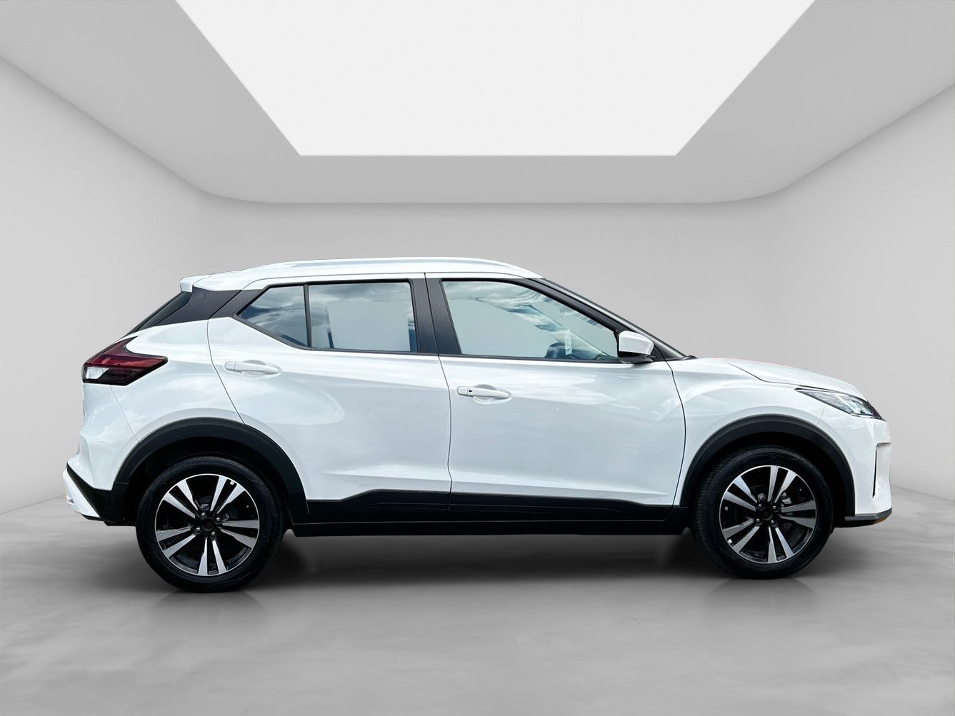 2025 Nissan KICKS 5P PLAY ADVANCE L41.6 AUT