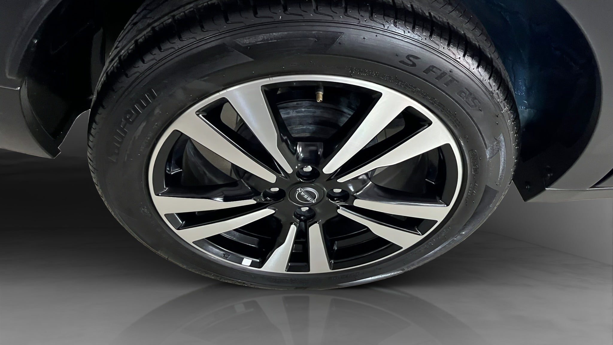 2025 Nissan KICKS 5P PLAY ADVANCE L41.6 AUT